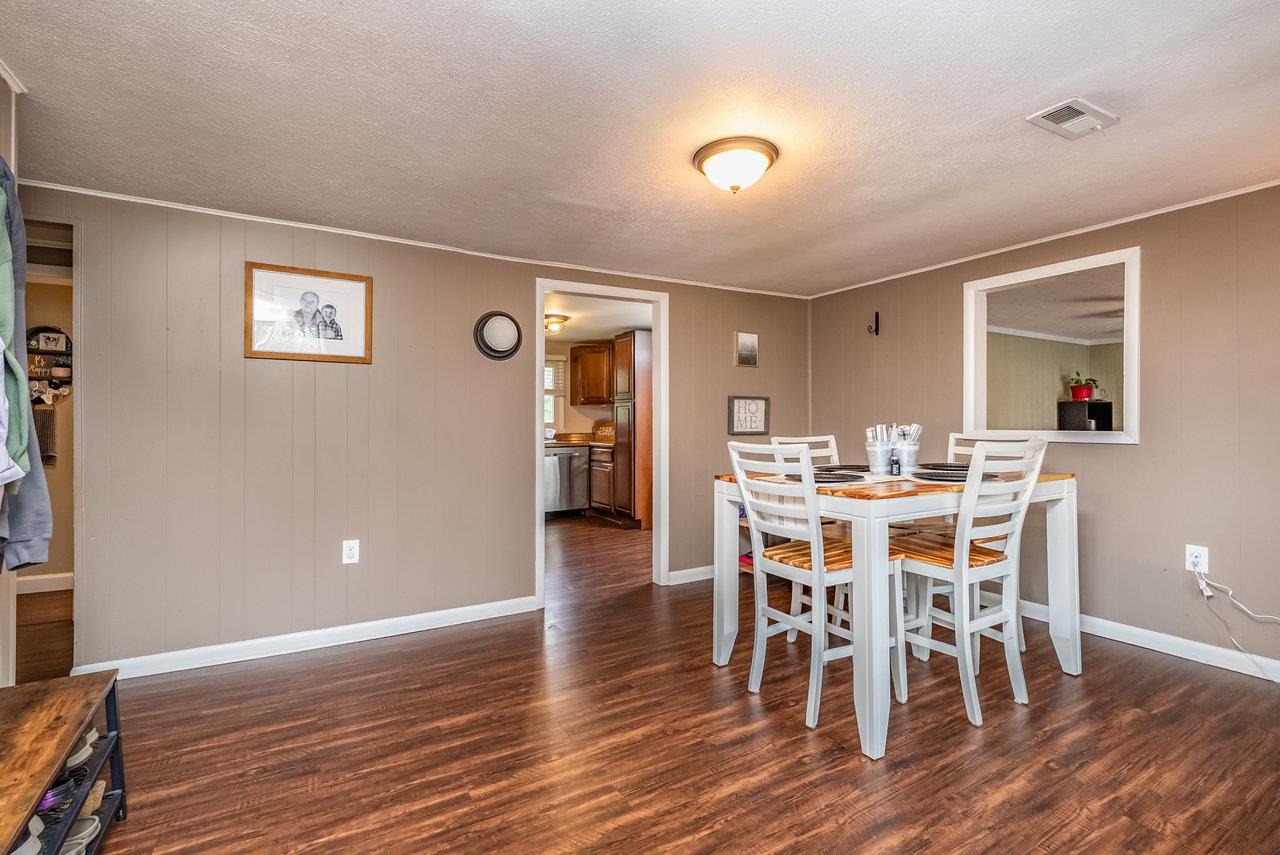 275 IDA HOLLOW RD, LURAY, Virginia 22835, 2 Bedrooms Bedrooms, ,1 BathroomBathrooms,Residential,275 IDA HOLLOW RD,662720 MLS # 662720