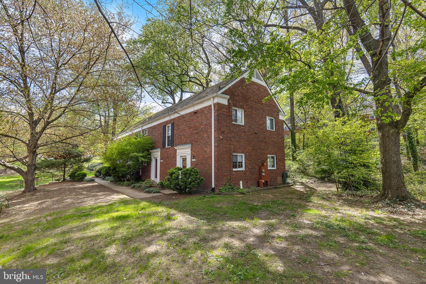 3542 MARTHA CUSTIS DR, ALEXANDRIA, Virginia 22302, 1 Bedroom Bedrooms, ,1 BathroomBathrooms,Residential,For sale,3542 MARTHA CUSTIS DR,VAAX2042772 MLS # VAAX2042772