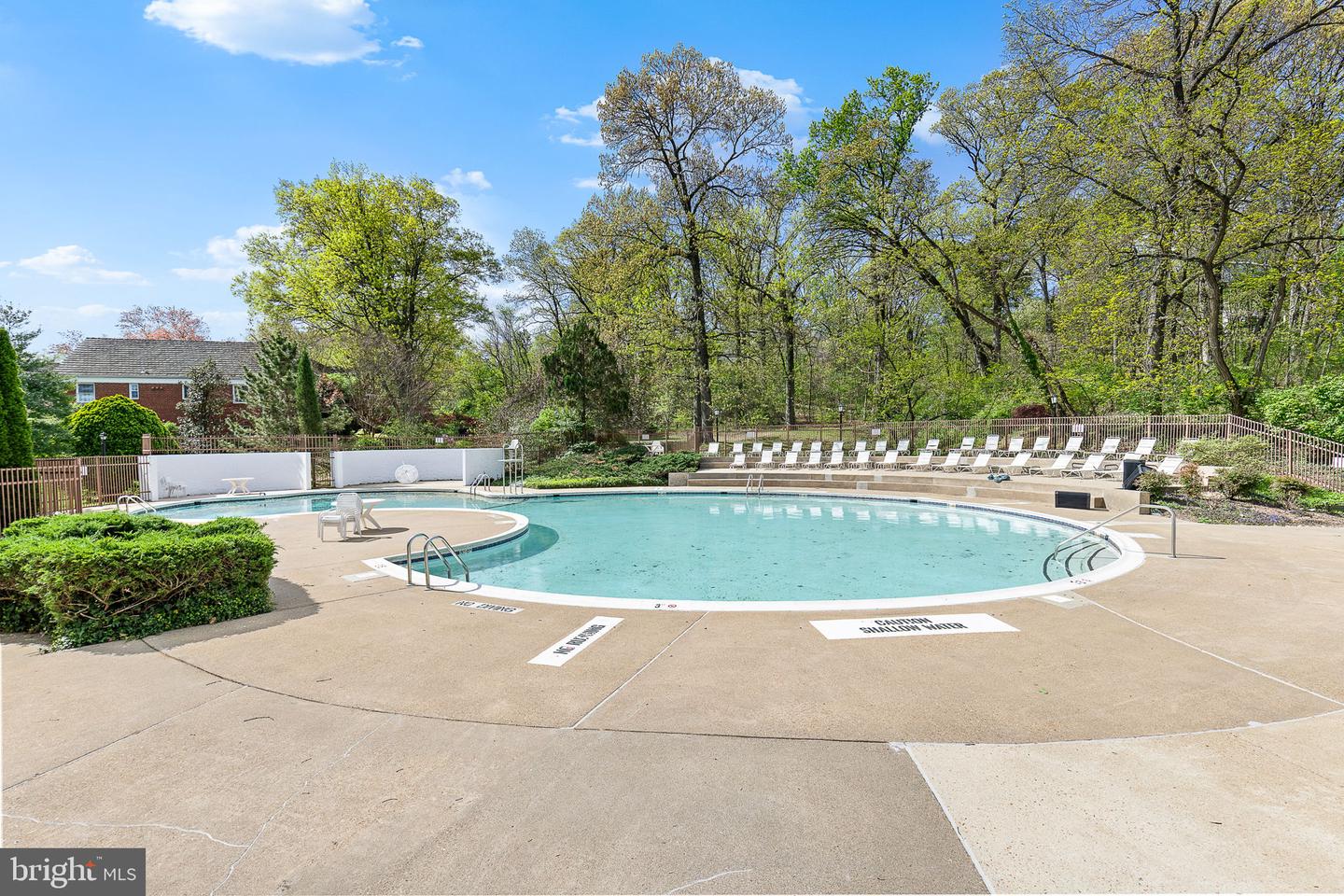 3542 MARTHA CUSTIS DR, ALEXANDRIA, Virginia 22302, 1 Bedroom Bedrooms, ,1 BathroomBathrooms,Residential,For sale,3542 MARTHA CUSTIS DR,VAAX2042772 MLS # VAAX2042772