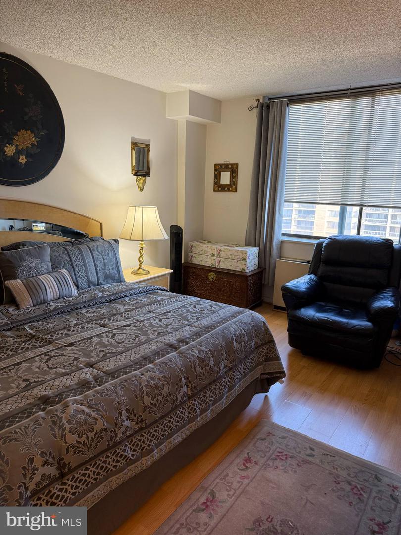 3701 S GEORGE MASON DR DR #1803, FALLS CHURCH, Virginia 22041, 1 Bedroom Bedrooms, ,1 BathroomBathrooms,Residential,For sale,3701 S GEORGE MASON DR DR #1803,VAFX2228038 MLS # VAFX2228038
