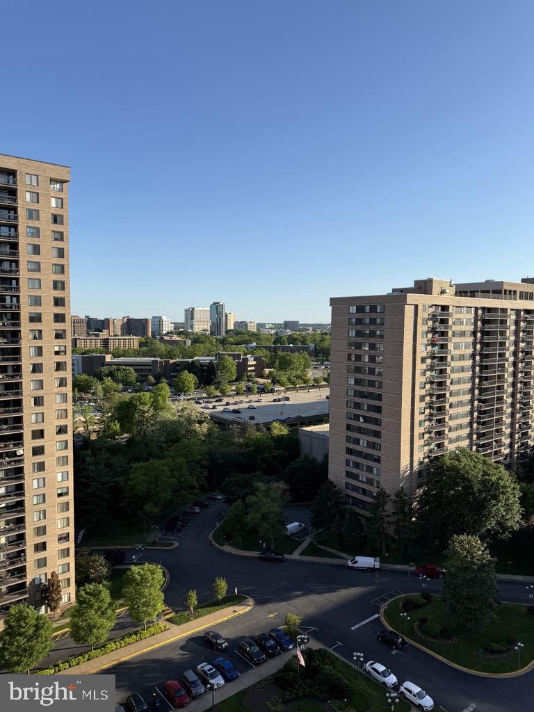 3701 S GEORGE MASON DR DR #1803, FALLS CHURCH, Virginia 22041, 1 Bedroom Bedrooms, ,1 BathroomBathrooms,Residential,For sale,3701 S GEORGE MASON DR DR #1803,VAFX2228038 MLS # VAFX2228038