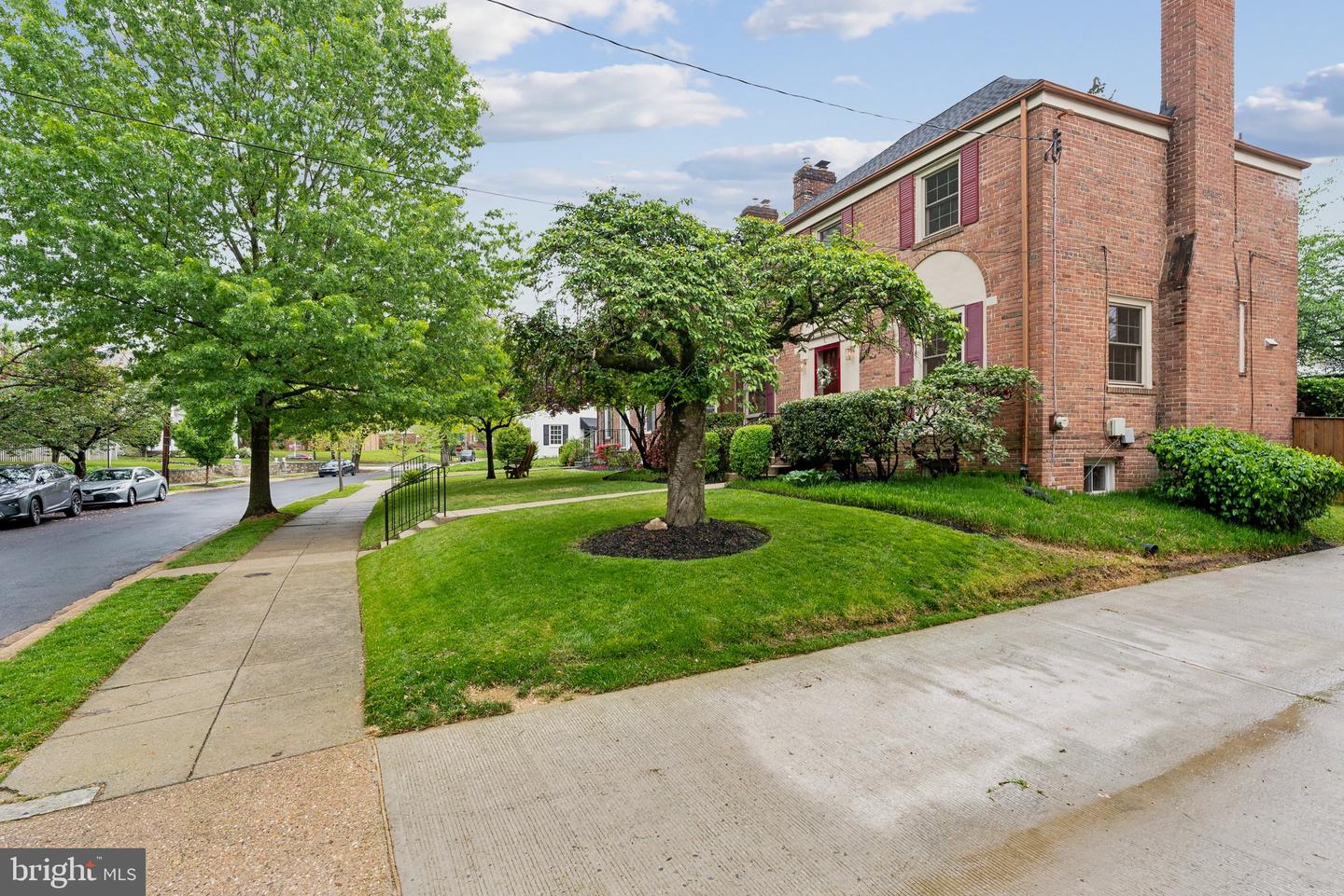 1614 MYRTLE ST NW, WASHINGTON, District Of Columbia 20012, 3 Bedrooms Bedrooms, ,3 BathroomsBathrooms,Residential,For sale,1614 MYRTLE ST NW,DCDC2190812 MLS # DCDC2190812