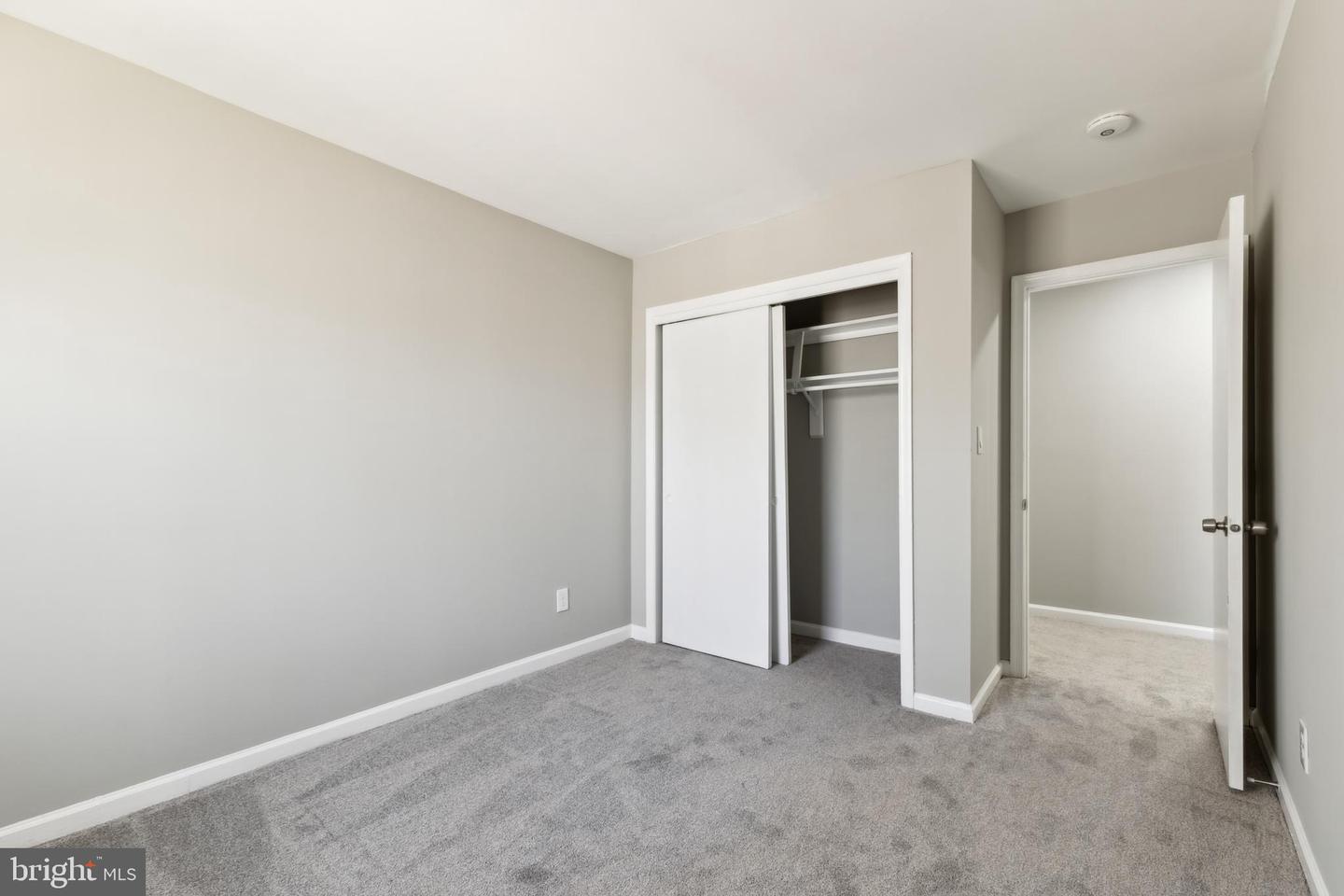 5900-H KINGSFORD RD #431, SPRINGFIELD, Virginia 22152, 3 Bedrooms Bedrooms, ,2 BathroomsBathrooms,Residential,For sale,5900-H KINGSFORD RD #431,VAFX2228870 MLS # VAFX2228870