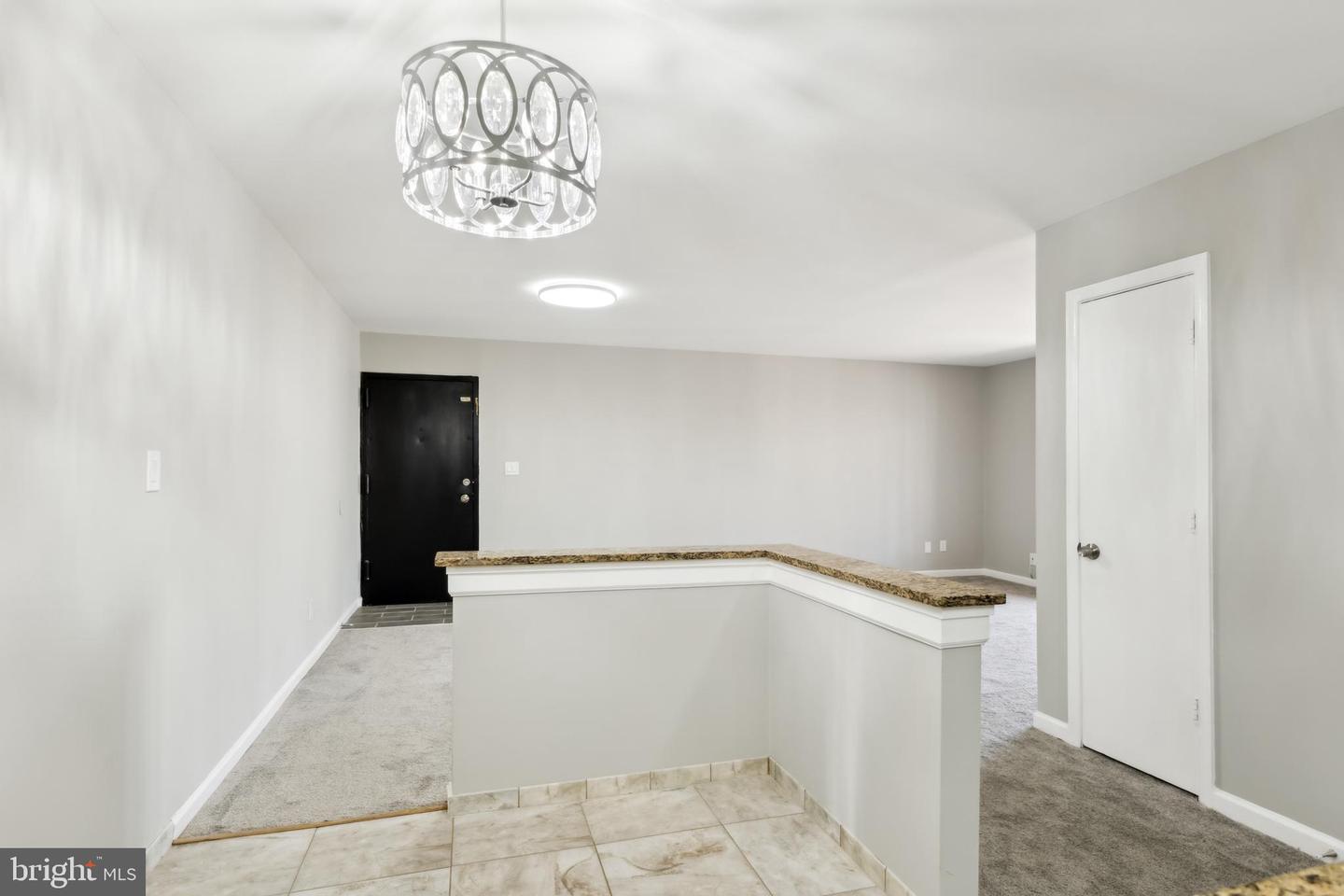5900-H KINGSFORD RD #431, SPRINGFIELD, Virginia 22152, 3 Bedrooms Bedrooms, ,2 BathroomsBathrooms,Residential,For sale,5900-H KINGSFORD RD #431,VAFX2228870 MLS # VAFX2228870