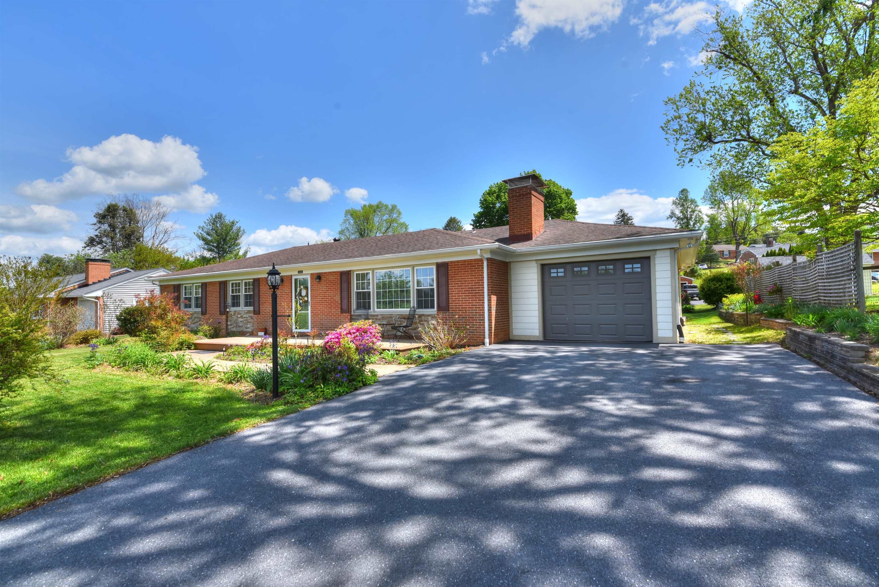 1616 ARMISTEAD RD, WAYNESBORO, Virginia 22980, 3 Bedrooms Bedrooms, ,2 BathroomsBathrooms,Residential,1616 ARMISTEAD RD,664019 MLS # 664019