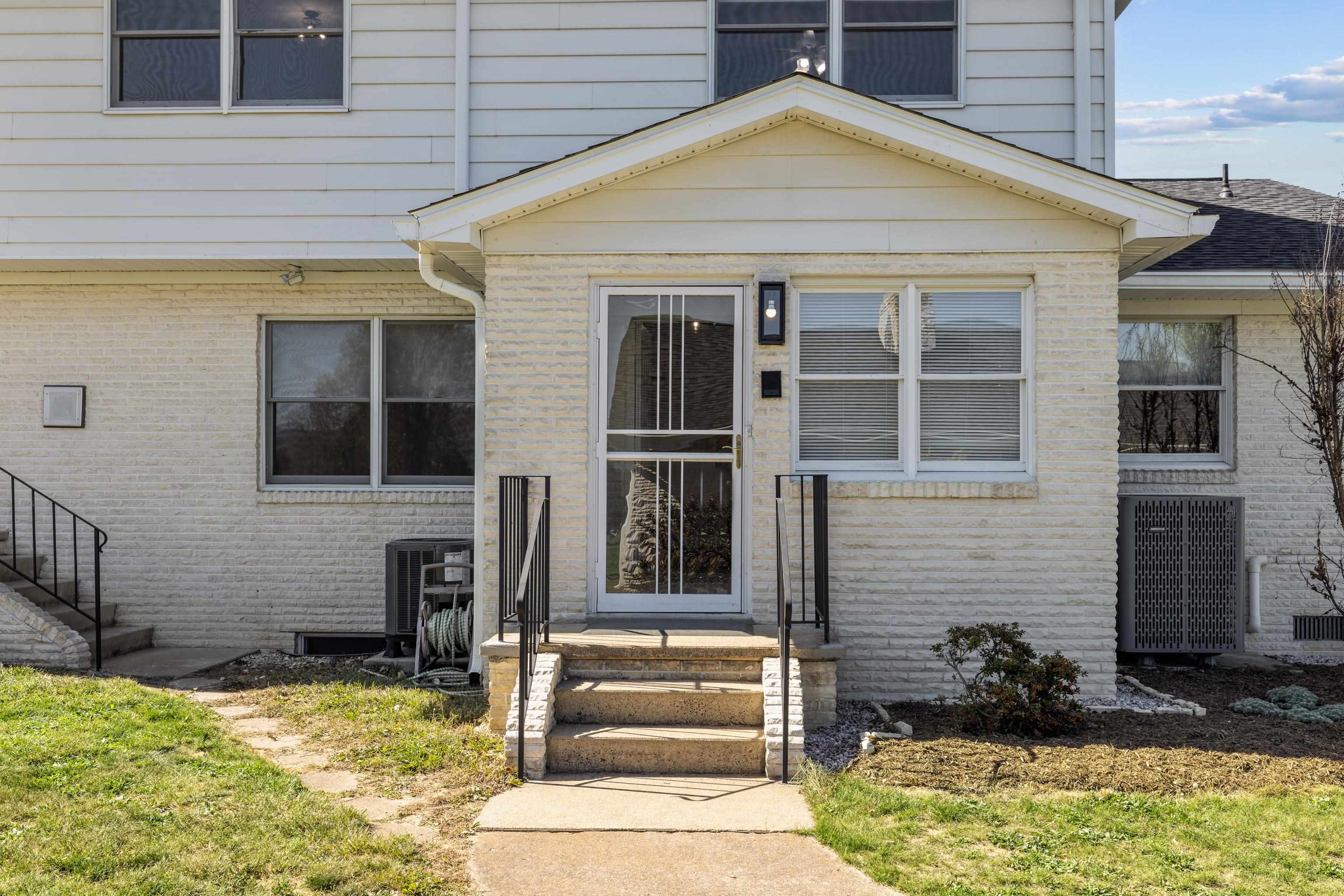 10304 SPOTSWOOD TRL, MCGAHEYSVILLE, Virginia 22840, 5 Bedrooms Bedrooms, ,3 BathroomsBathrooms,Residential,10304 SPOTSWOOD TRL,664022 MLS # 664022