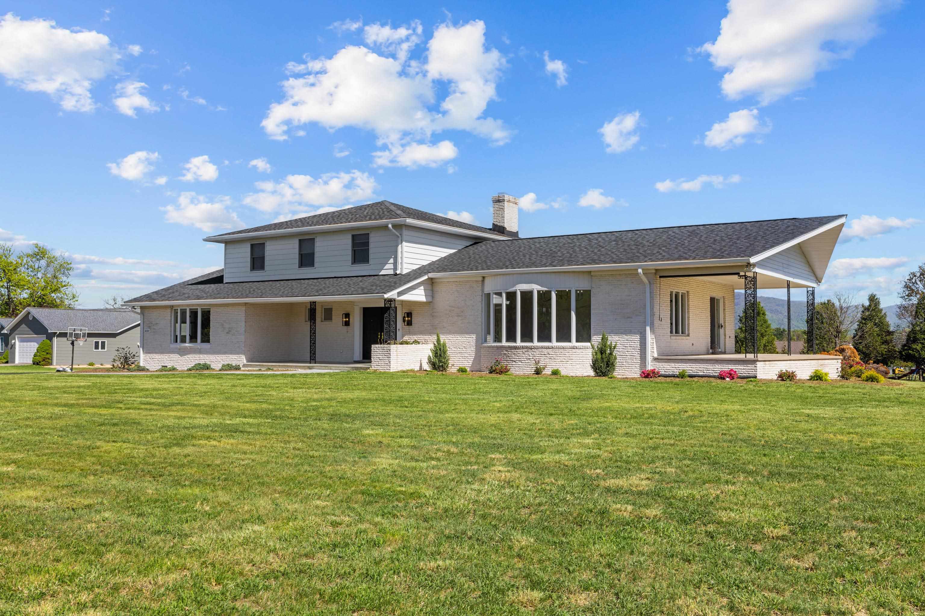 10304 SPOTSWOOD TRL, MCGAHEYSVILLE, Virginia 22840, 5 Bedrooms Bedrooms, ,3 BathroomsBathrooms,Residential,10304 SPOTSWOOD TRL,664022 MLS # 664022