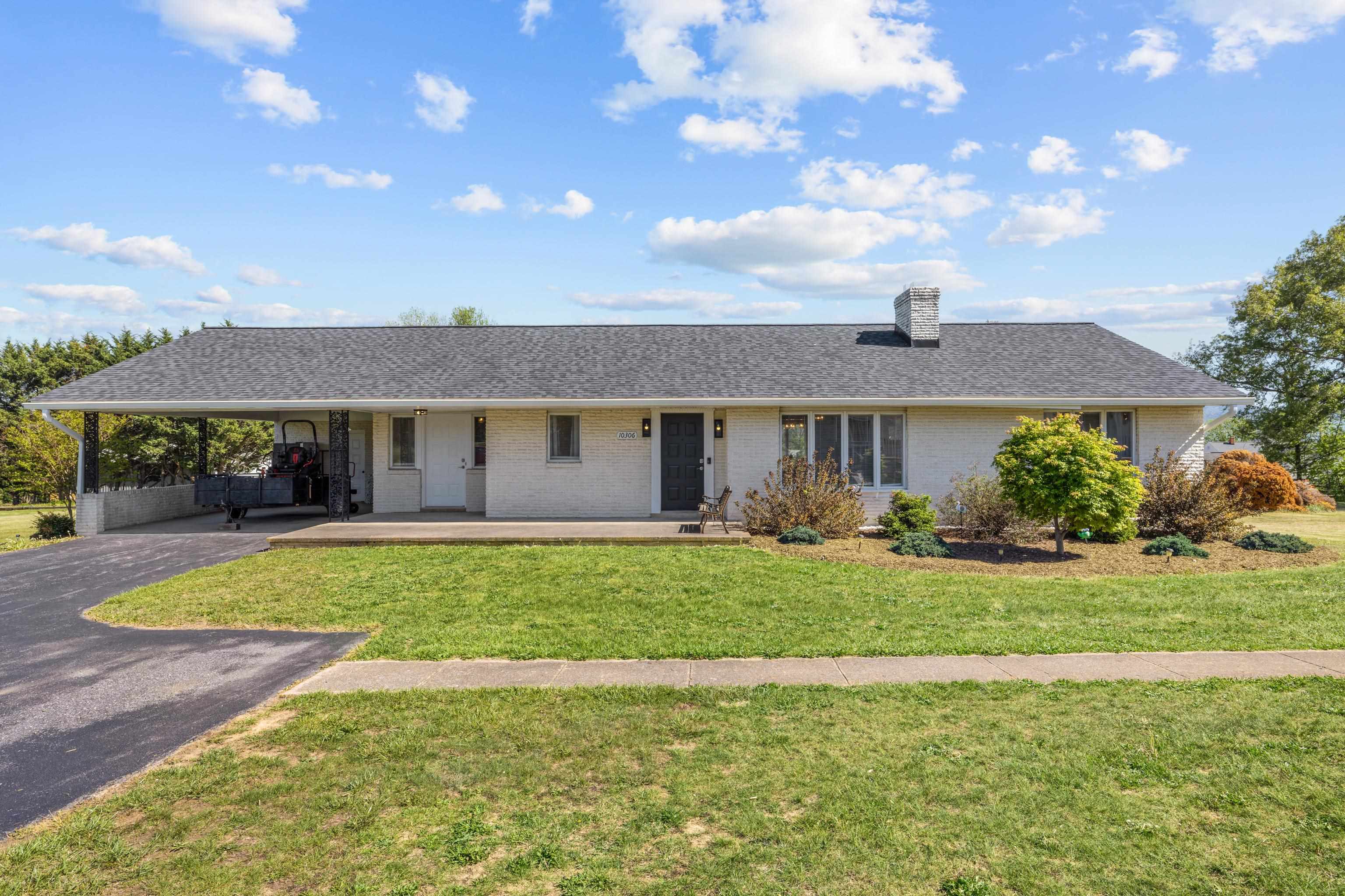 10304 SPOTSWOOD TRL, MCGAHEYSVILLE, Virginia 22840, 5 Bedrooms Bedrooms, ,3 BathroomsBathrooms,Residential,10304 SPOTSWOOD TRL,664022 MLS # 664022