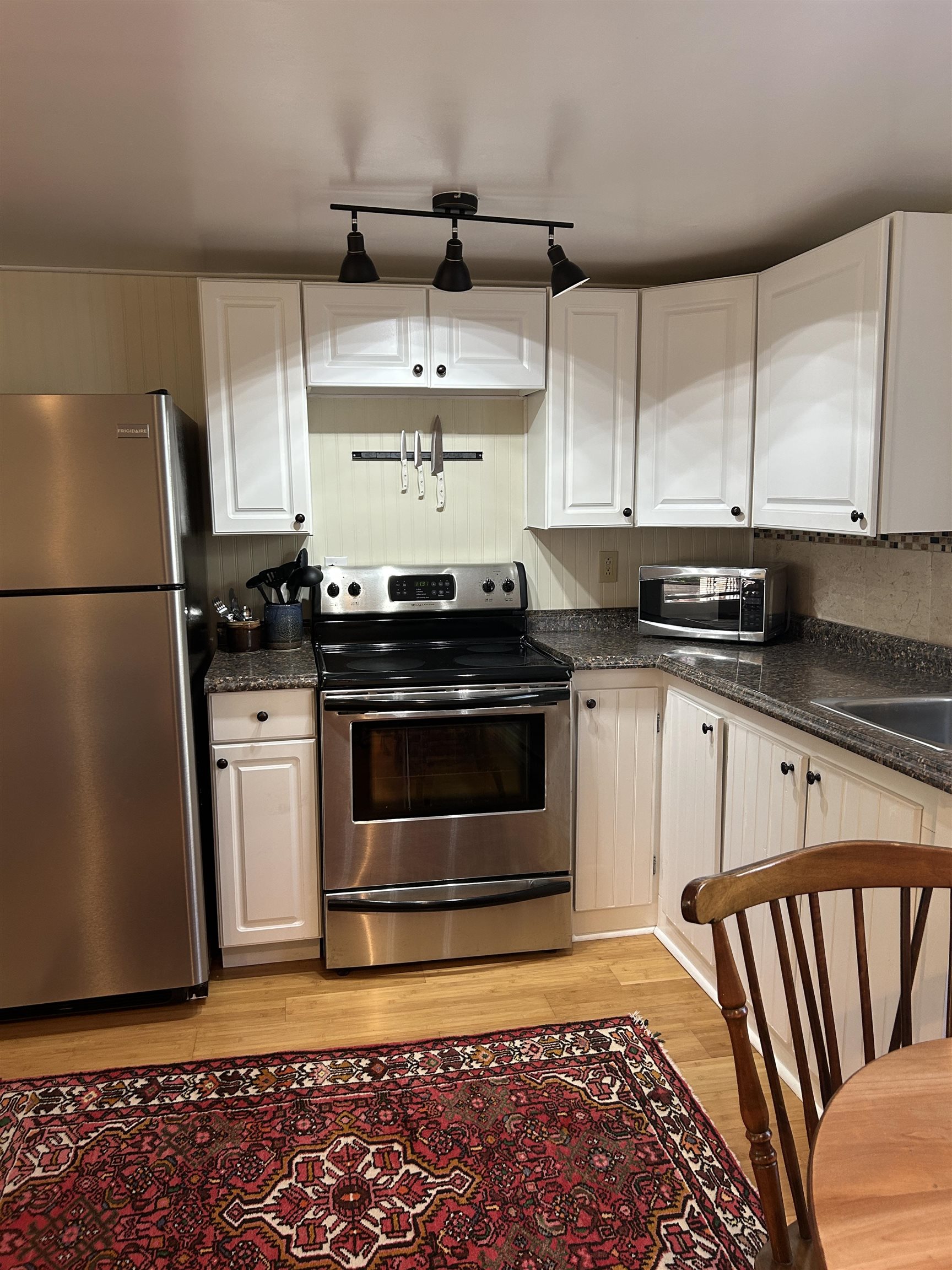 519 W FREDERICK ST, STAUNTON, Virginia 24401, 3 Bedrooms Bedrooms, ,4 BathroomsBathrooms,Residential,519 W FREDERICK ST,664030 MLS # 664030