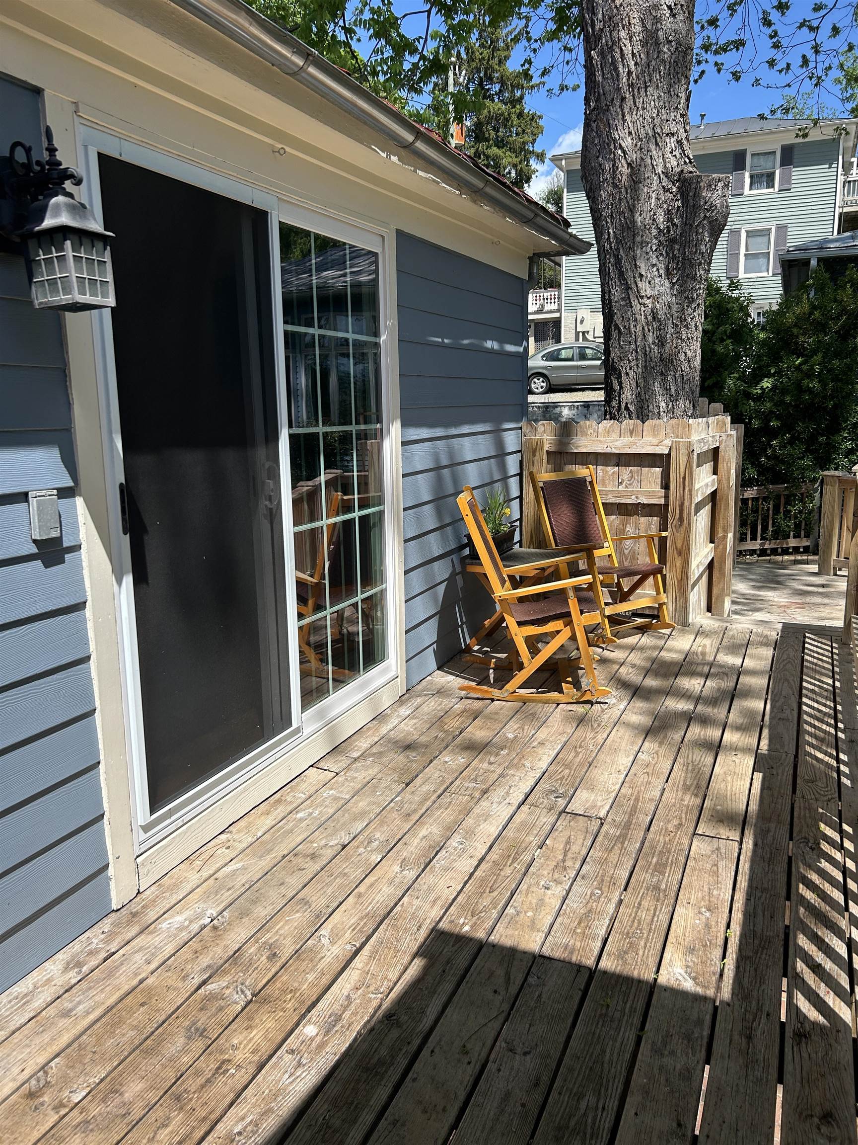 519 W FREDERICK ST, STAUNTON, Virginia 24401, 3 Bedrooms Bedrooms, ,4 BathroomsBathrooms,Residential,519 W FREDERICK ST,664030 MLS # 664030