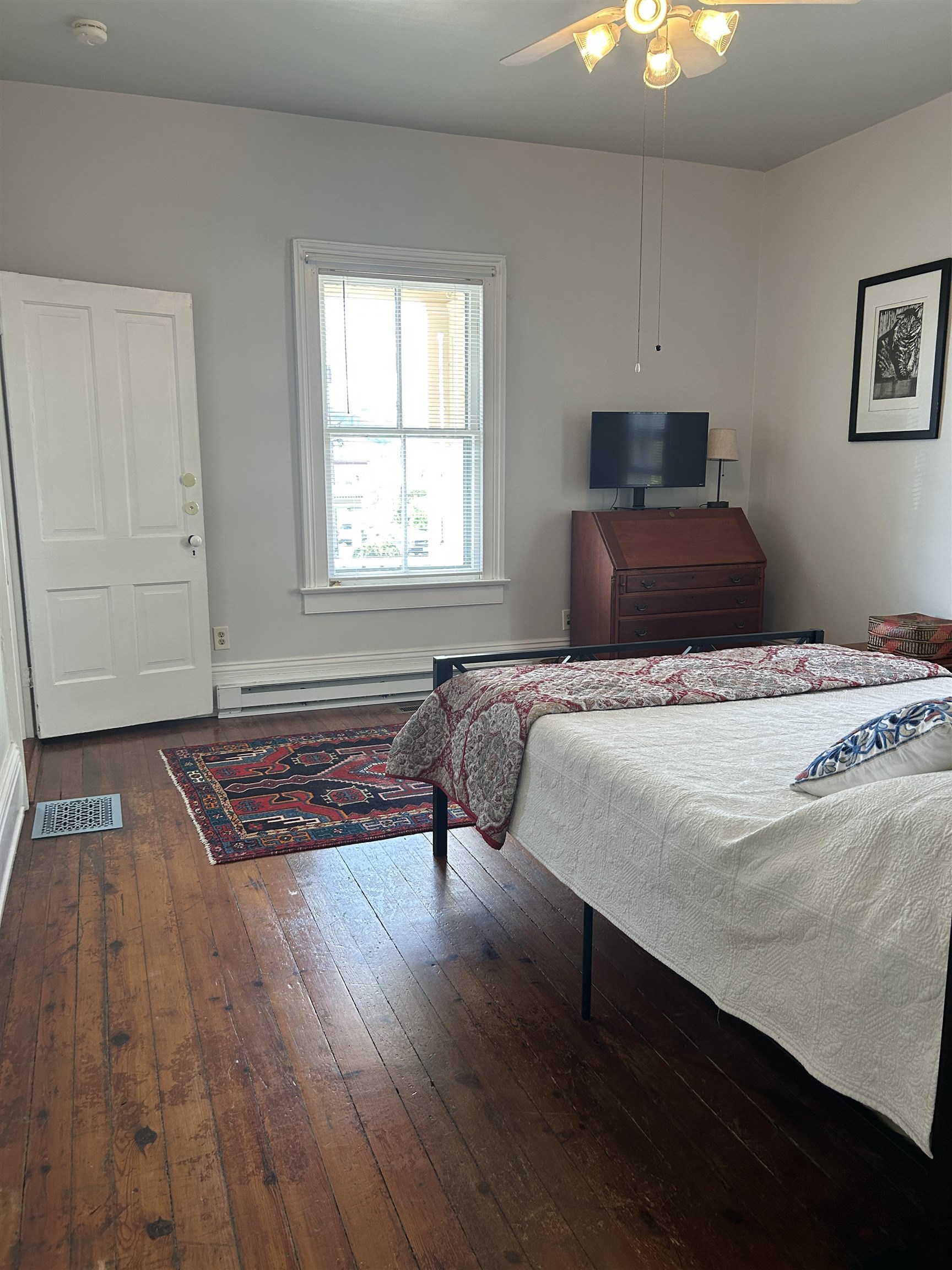 519 W FREDERICK ST, STAUNTON, Virginia 24401, 3 Bedrooms Bedrooms, ,4 BathroomsBathrooms,Residential,519 W FREDERICK ST,664030 MLS # 664030