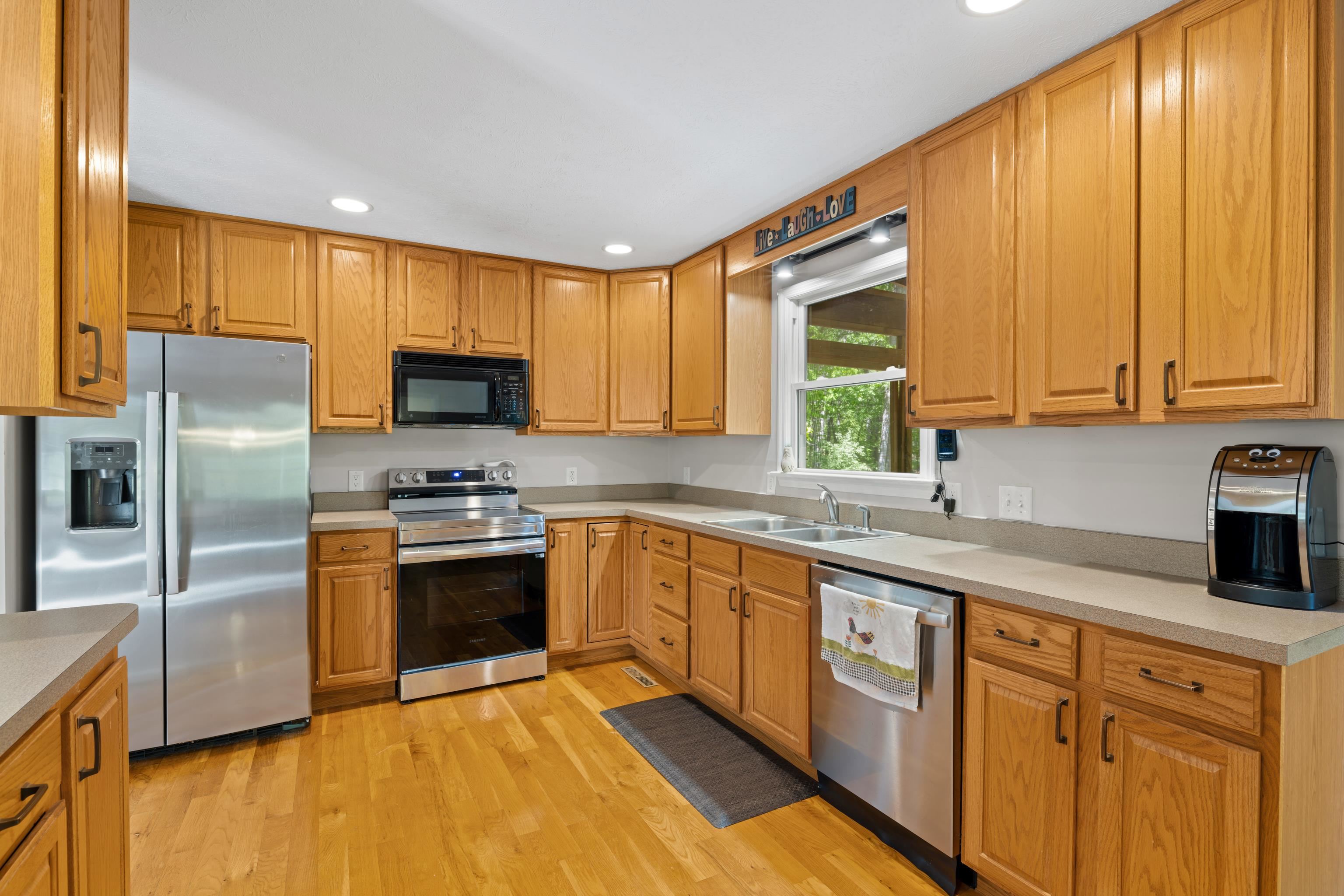 2440 MOUNTAIN DR, MCGAHEYSVILLE, Virginia 22840, 5 Bedrooms Bedrooms, ,3 BathroomsBathrooms,Residential,2440 MOUNTAIN DR,664032 MLS # 664032