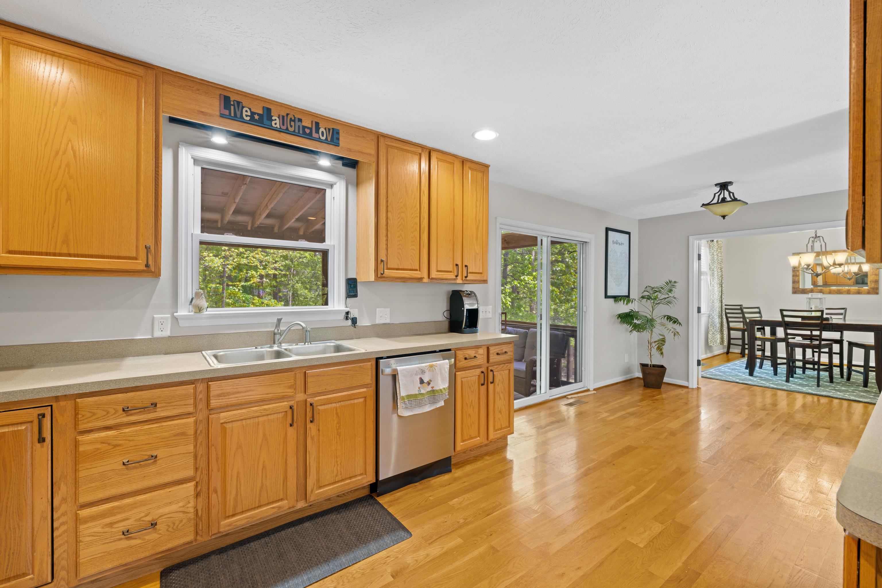 2440 MOUNTAIN DR, MCGAHEYSVILLE, Virginia 22840, 5 Bedrooms Bedrooms, ,3 BathroomsBathrooms,Residential,2440 MOUNTAIN DR,664032 MLS # 664032