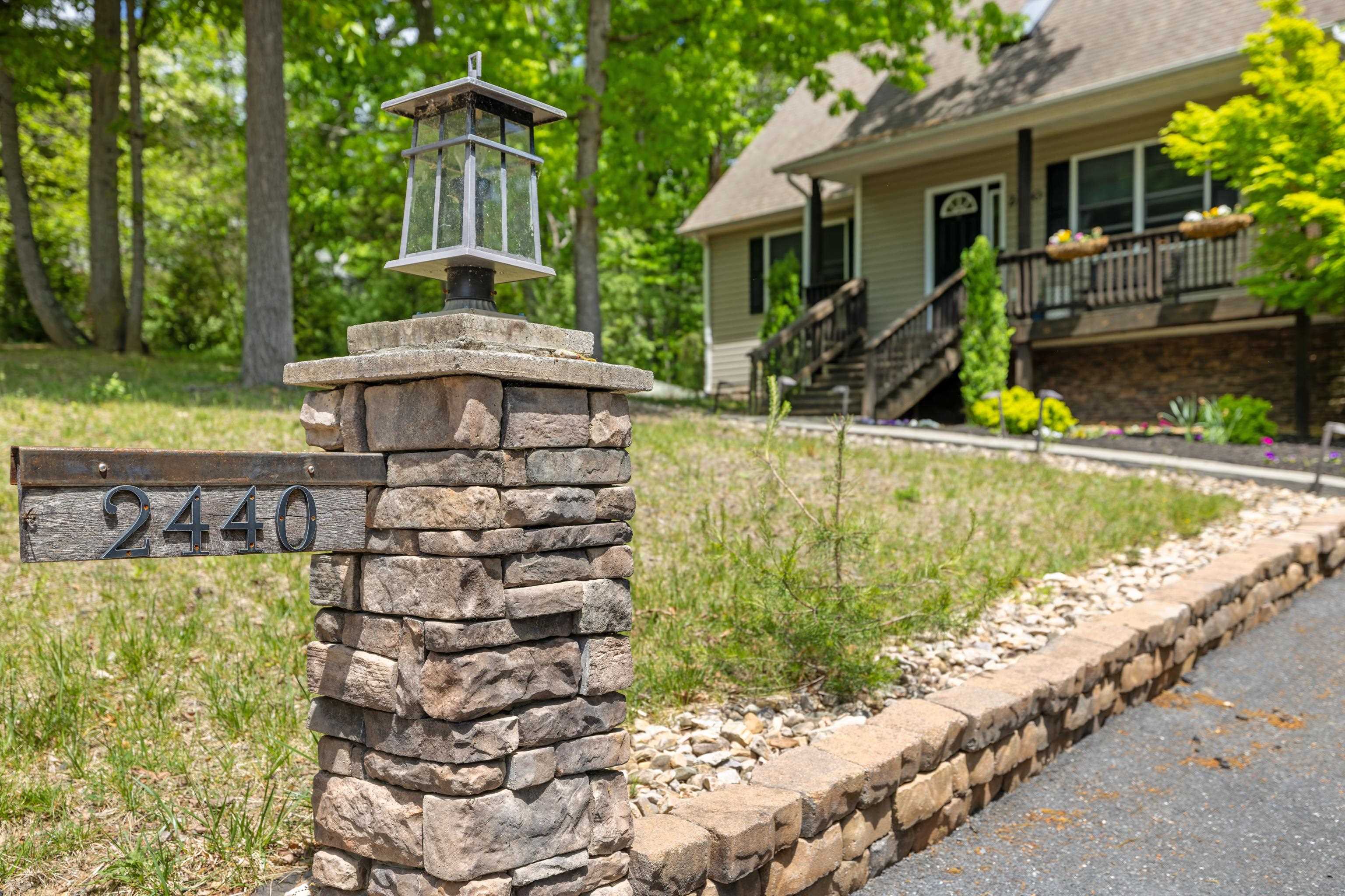 2440 MOUNTAIN DR, MCGAHEYSVILLE, Virginia 22840, 5 Bedrooms Bedrooms, ,3 BathroomsBathrooms,Residential,2440 MOUNTAIN DR,664032 MLS # 664032