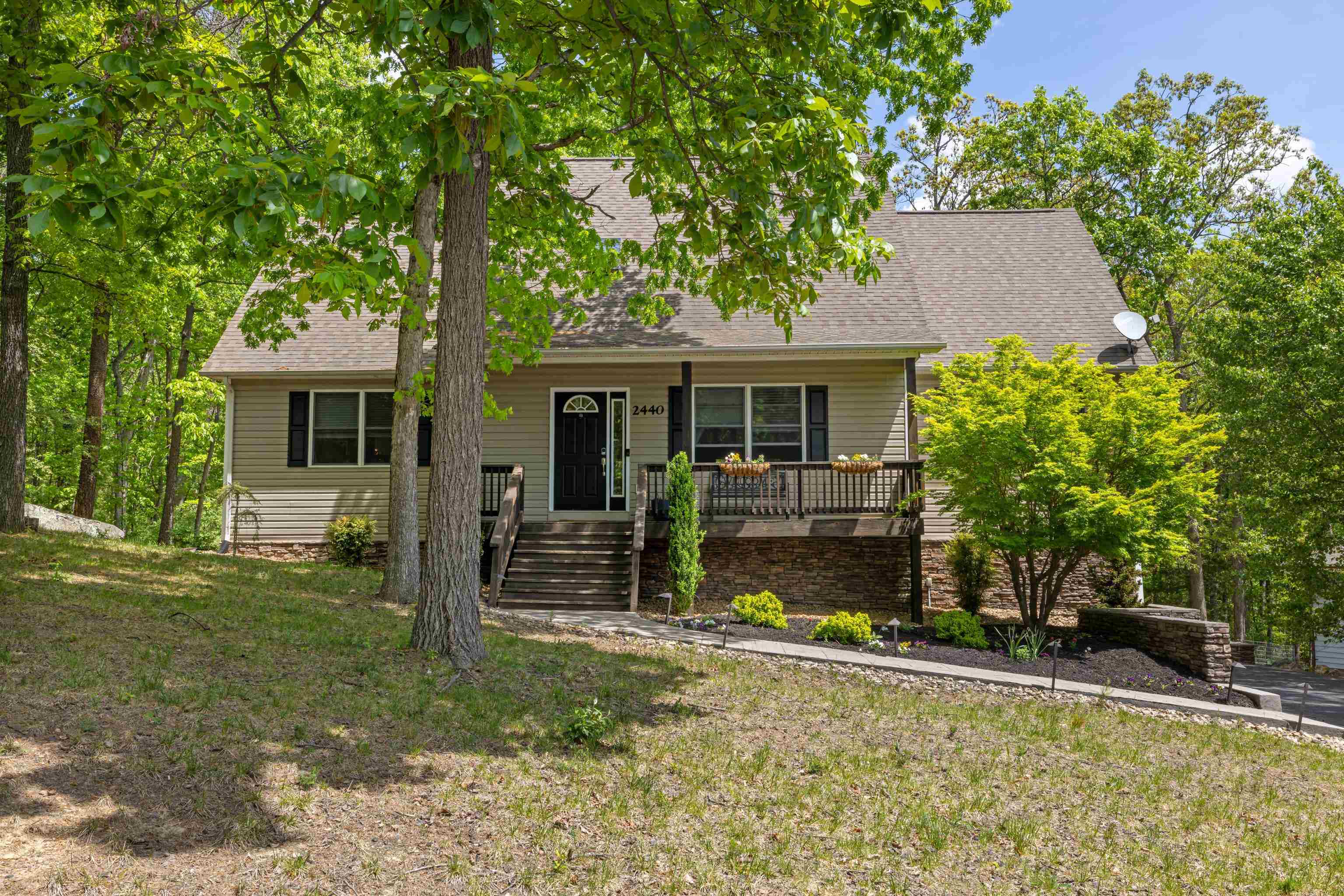 2440 MOUNTAIN DR, MCGAHEYSVILLE, Virginia 22840, 5 Bedrooms Bedrooms, ,3 BathroomsBathrooms,Residential,2440 MOUNTAIN DR,664032 MLS # 664032