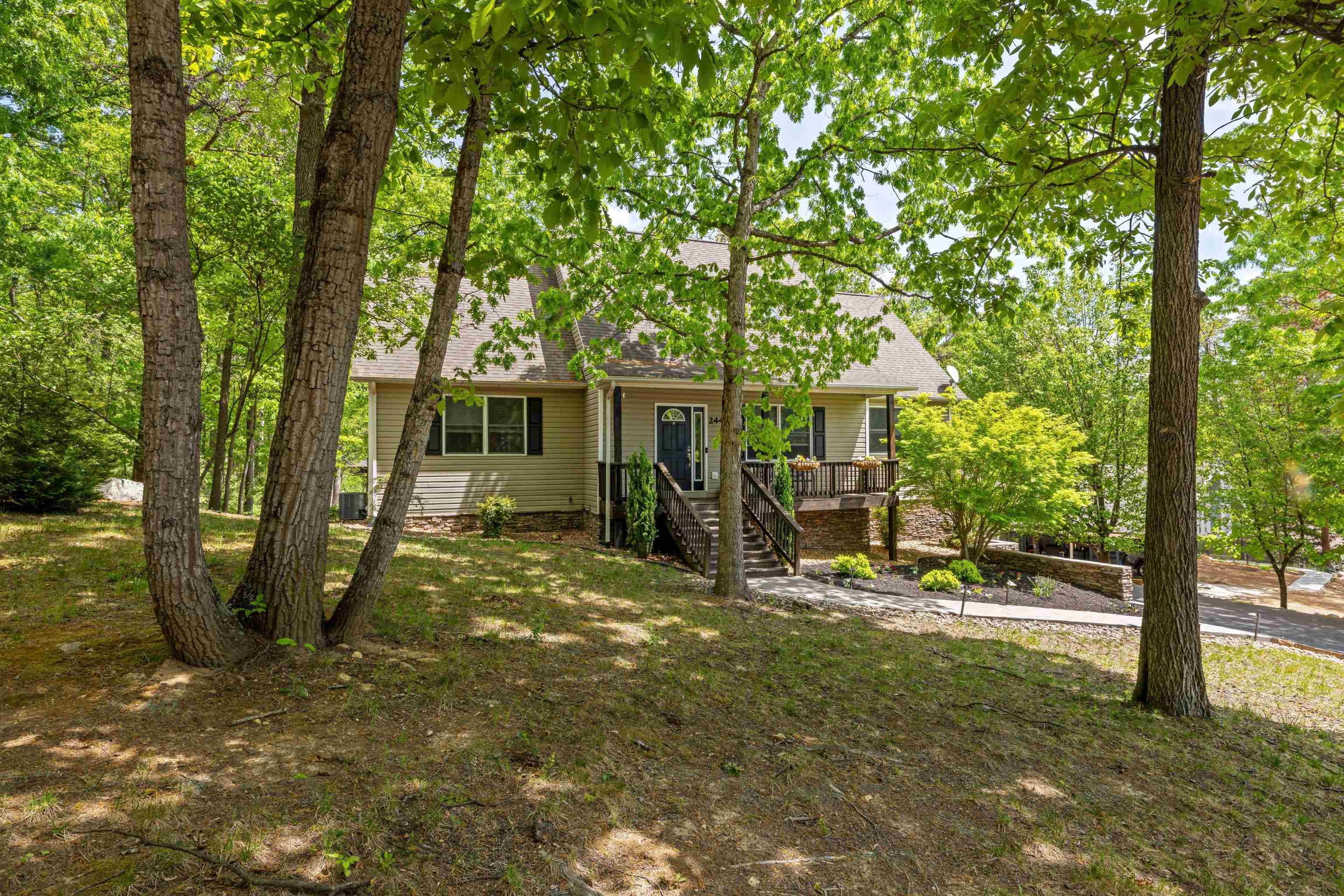 2440 MOUNTAIN DR, MCGAHEYSVILLE, Virginia 22840, 5 Bedrooms Bedrooms, ,3 BathroomsBathrooms,Residential,2440 MOUNTAIN DR,664032 MLS # 664032