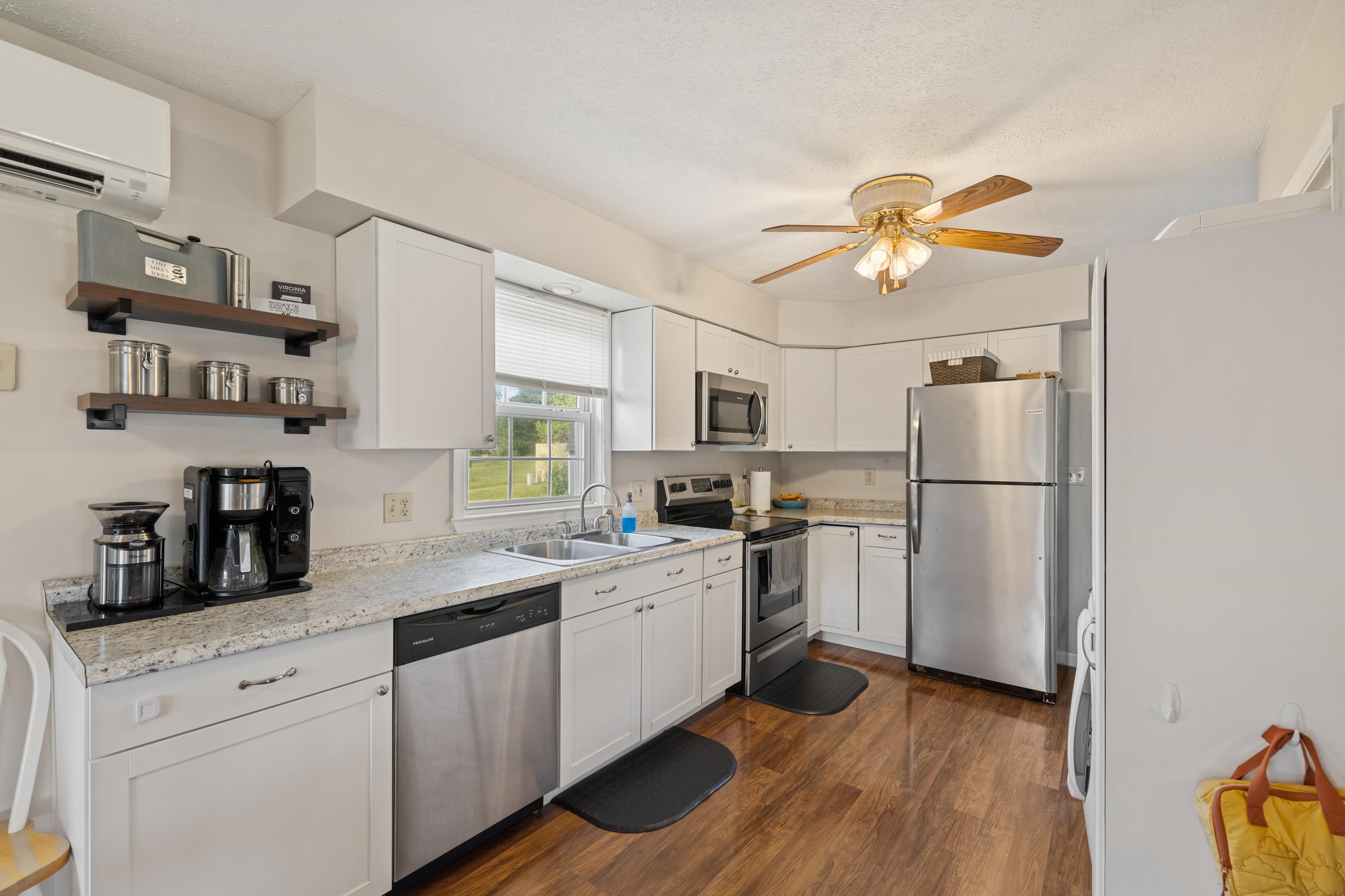 121 SUN BEAU CT, NEW MARKET, Virginia 22844, 3 Bedrooms Bedrooms, ,2 BathroomsBathrooms,Residential,121 SUN BEAU CT,664040 MLS # 664040