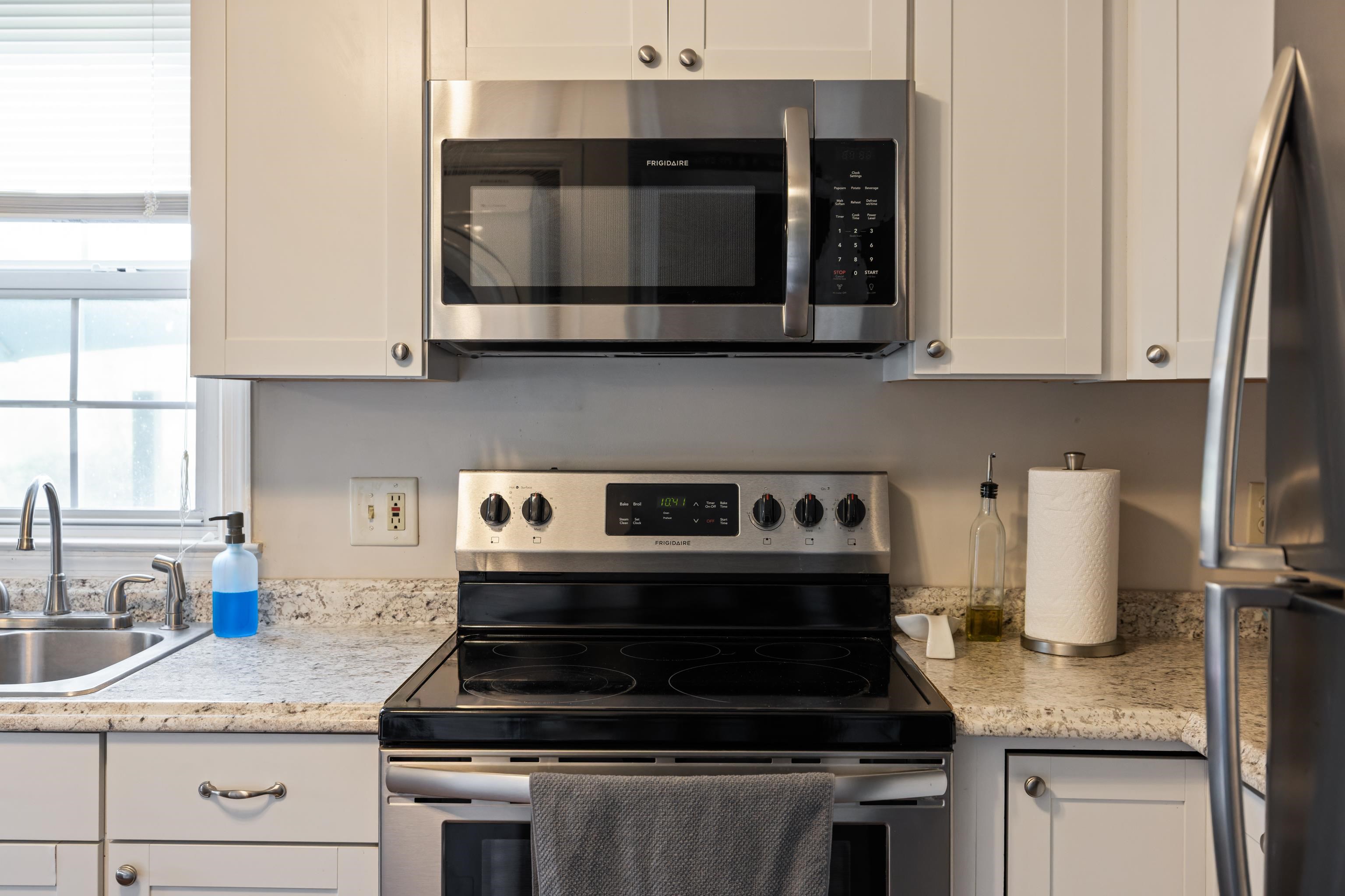 121 SUN BEAU CT, NEW MARKET, Virginia 22844, 3 Bedrooms Bedrooms, ,2 BathroomsBathrooms,Residential,121 SUN BEAU CT,664040 MLS # 664040