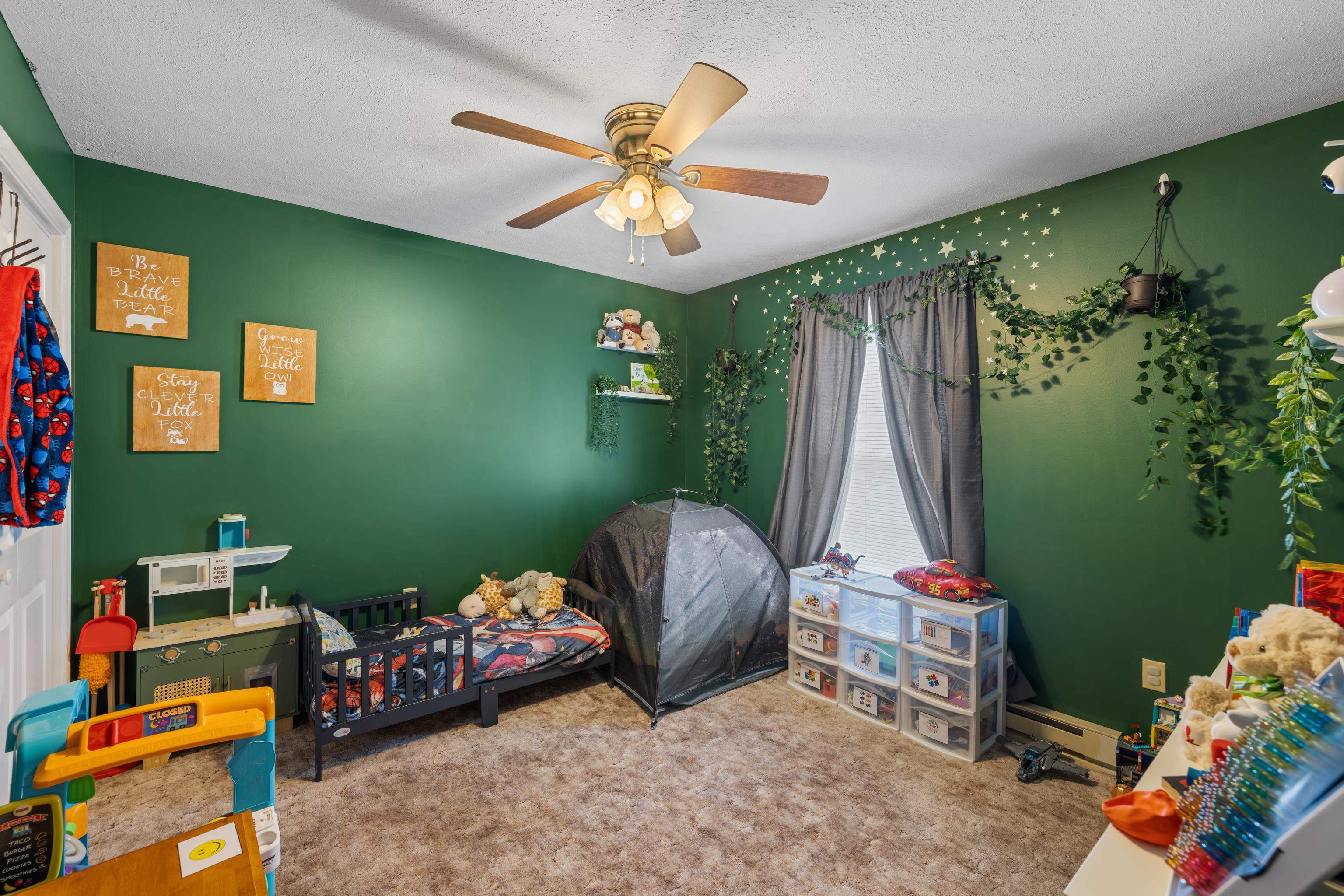 121 SUN BEAU CT, NEW MARKET, Virginia 22844, 3 Bedrooms Bedrooms, ,2 BathroomsBathrooms,Residential,121 SUN BEAU CT,664040 MLS # 664040
