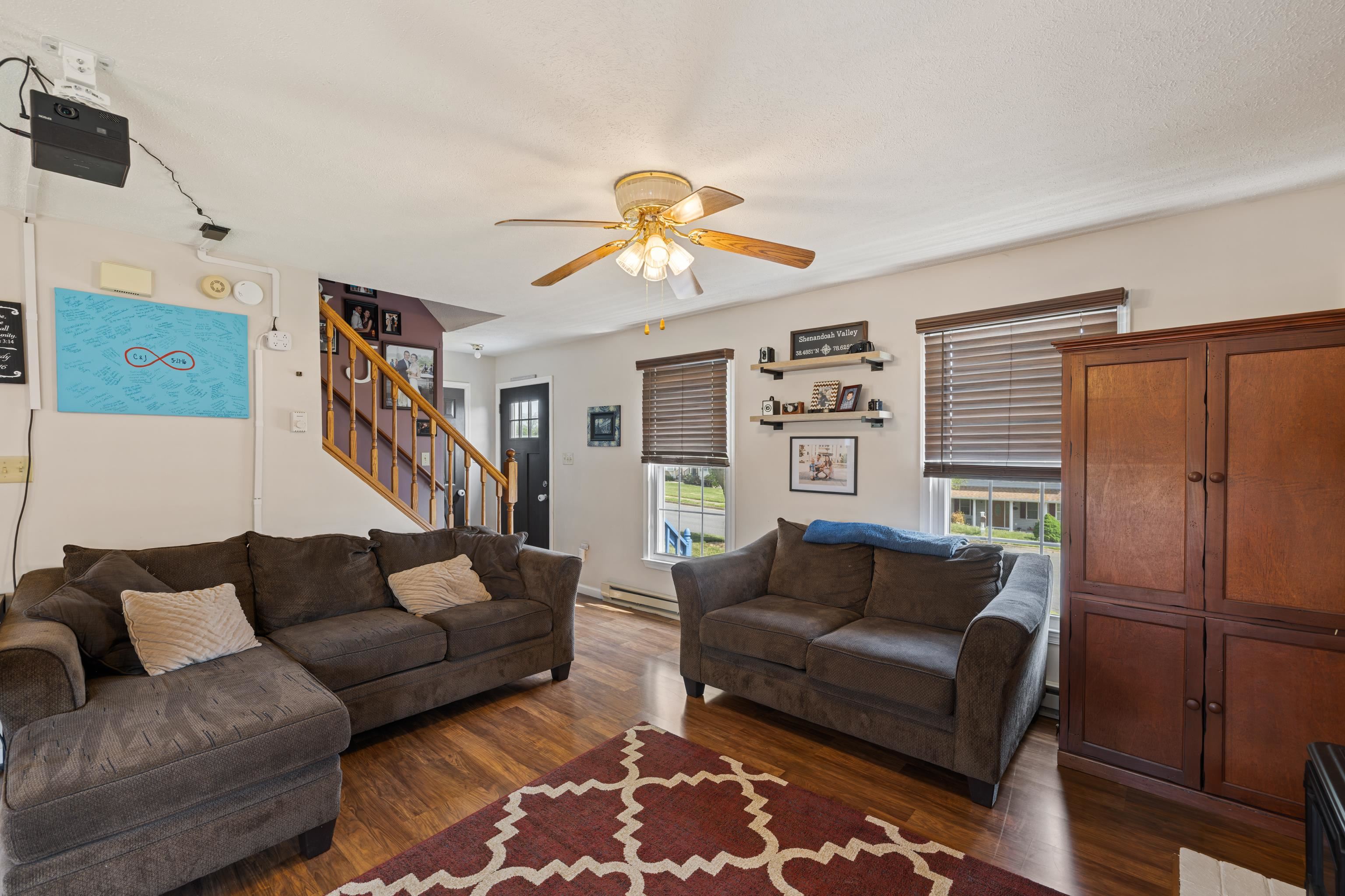 121 SUN BEAU CT, NEW MARKET, Virginia 22844, 3 Bedrooms Bedrooms, ,2 BathroomsBathrooms,Residential,121 SUN BEAU CT,664040 MLS # 664040