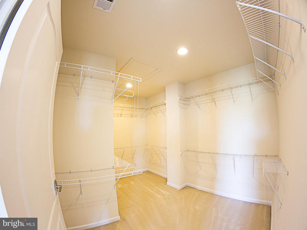 43706 HAMILTON CHAPEL TER, ASHBURN, Virginia 20148, 3 Bedrooms Bedrooms, ,2 BathroomsBathrooms,Residential,For sale,43706 HAMILTON CHAPEL TER,VALO2092102 MLS # VALO2092102