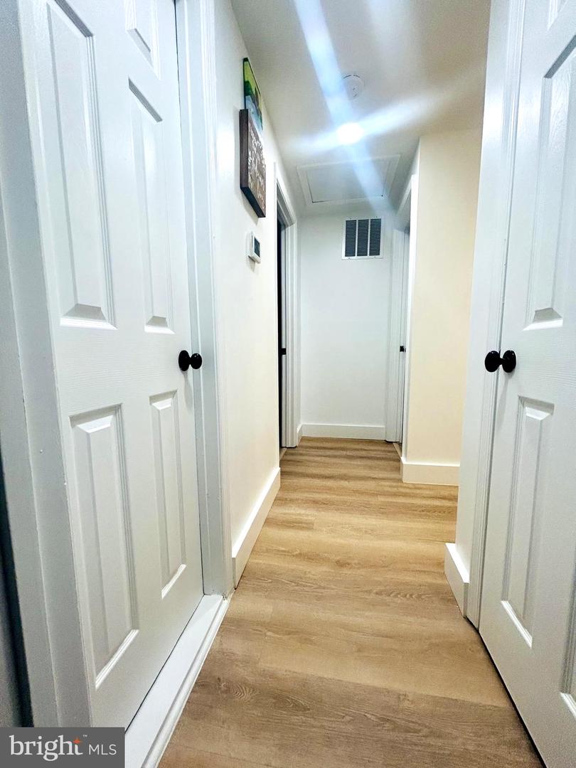 13727 MAHONEY DR, WOODBRIDGE, Virginia 22193, 3 Bedrooms Bedrooms, ,1 BathroomBathrooms,Residential,For sale,13727 MAHONEY DR,VAPW2090450 MLS # VAPW2090450