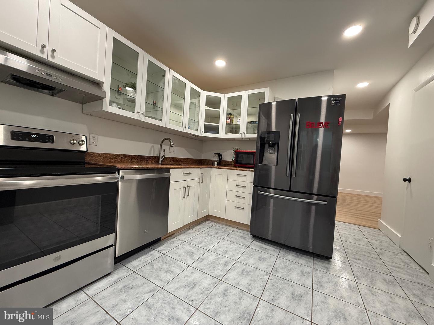 13727 MAHONEY DR, WOODBRIDGE, Virginia 22193, 3 Bedrooms Bedrooms, ,1 BathroomBathrooms,Residential,For sale,13727 MAHONEY DR,VAPW2090450 MLS # VAPW2090450