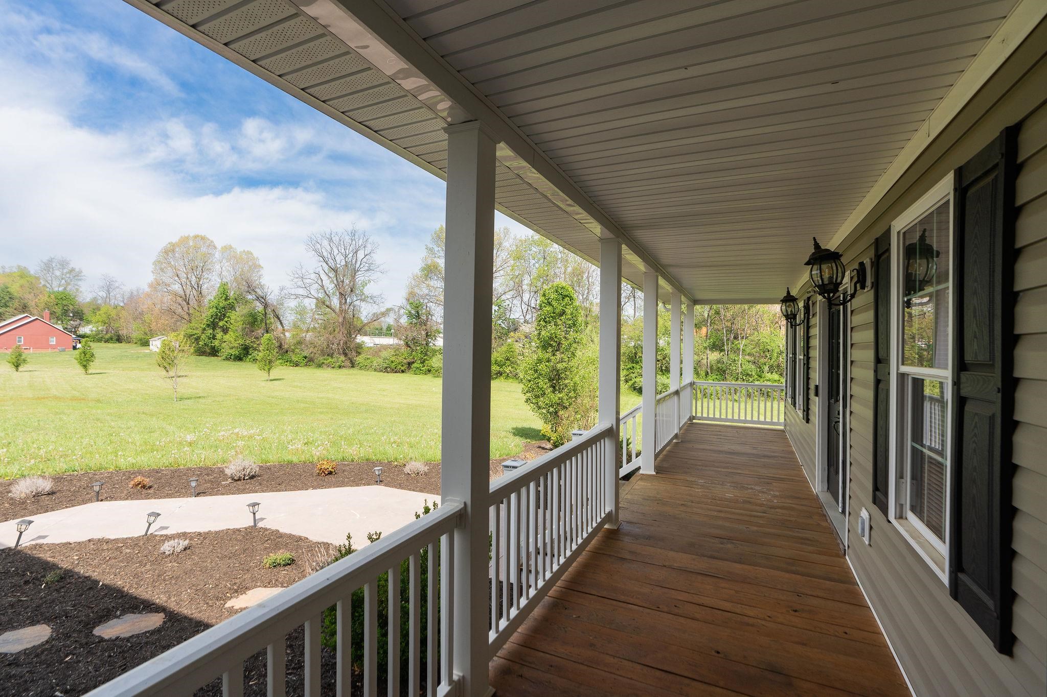 82 WILLOW LN, WAYNESBORO, Virginia 22980, 3 Bedrooms Bedrooms, ,3 BathroomsBathrooms,Residential,82 WILLOW LN,664047 MLS # 664047