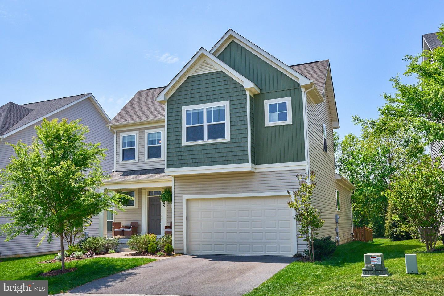 805 PENCOAST DR, PURCELLVILLE, Virginia 20132, 5 Bedrooms Bedrooms, ,3 BathroomsBathrooms,Residential,For sale,805 PENCOAST DR,VALO2092522 MLS # VALO2092522