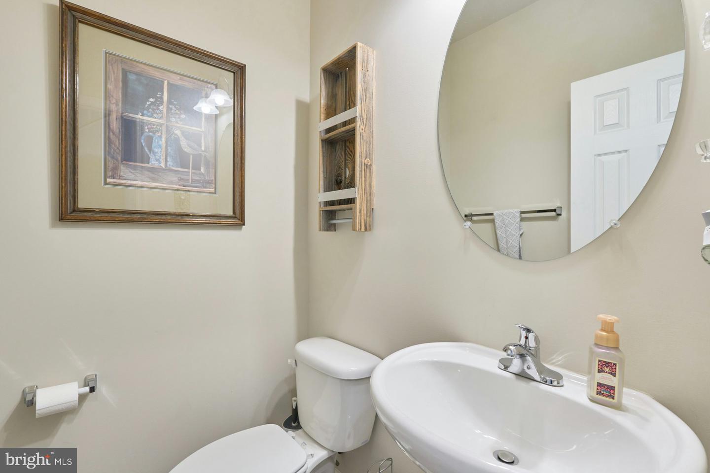 805 PENCOAST DR, PURCELLVILLE, Virginia 20132, 5 Bedrooms Bedrooms, ,3 BathroomsBathrooms,Residential,For sale,805 PENCOAST DR,VALO2092522 MLS # VALO2092522
