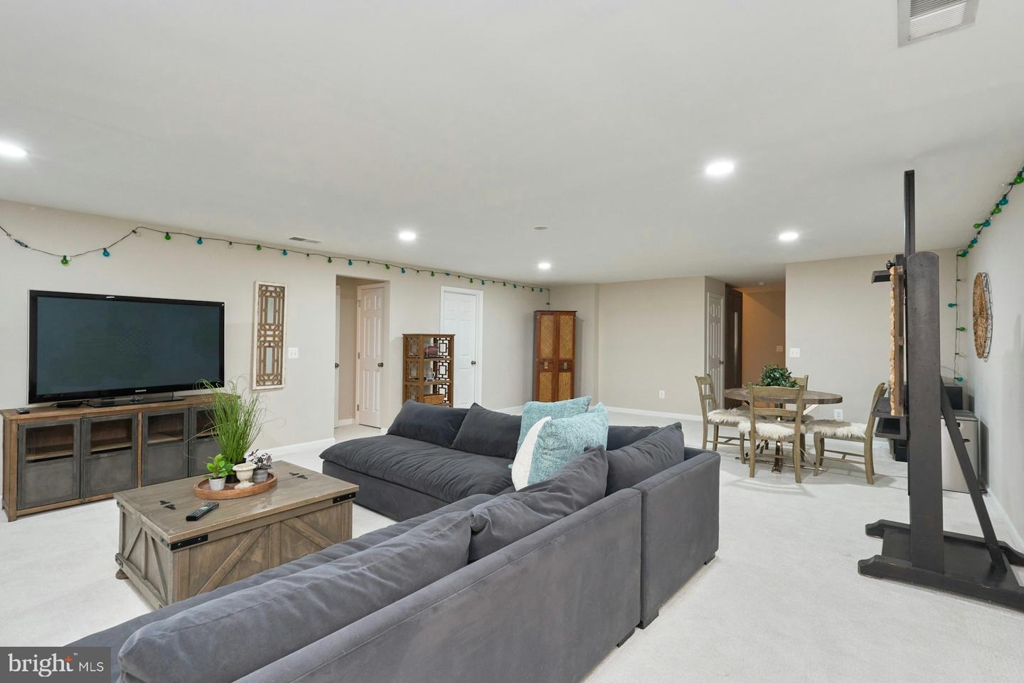 805 PENCOAST DR, PURCELLVILLE, Virginia 20132, 5 Bedrooms Bedrooms, ,3 BathroomsBathrooms,Residential,For sale,805 PENCOAST DR,VALO2092522 MLS # VALO2092522