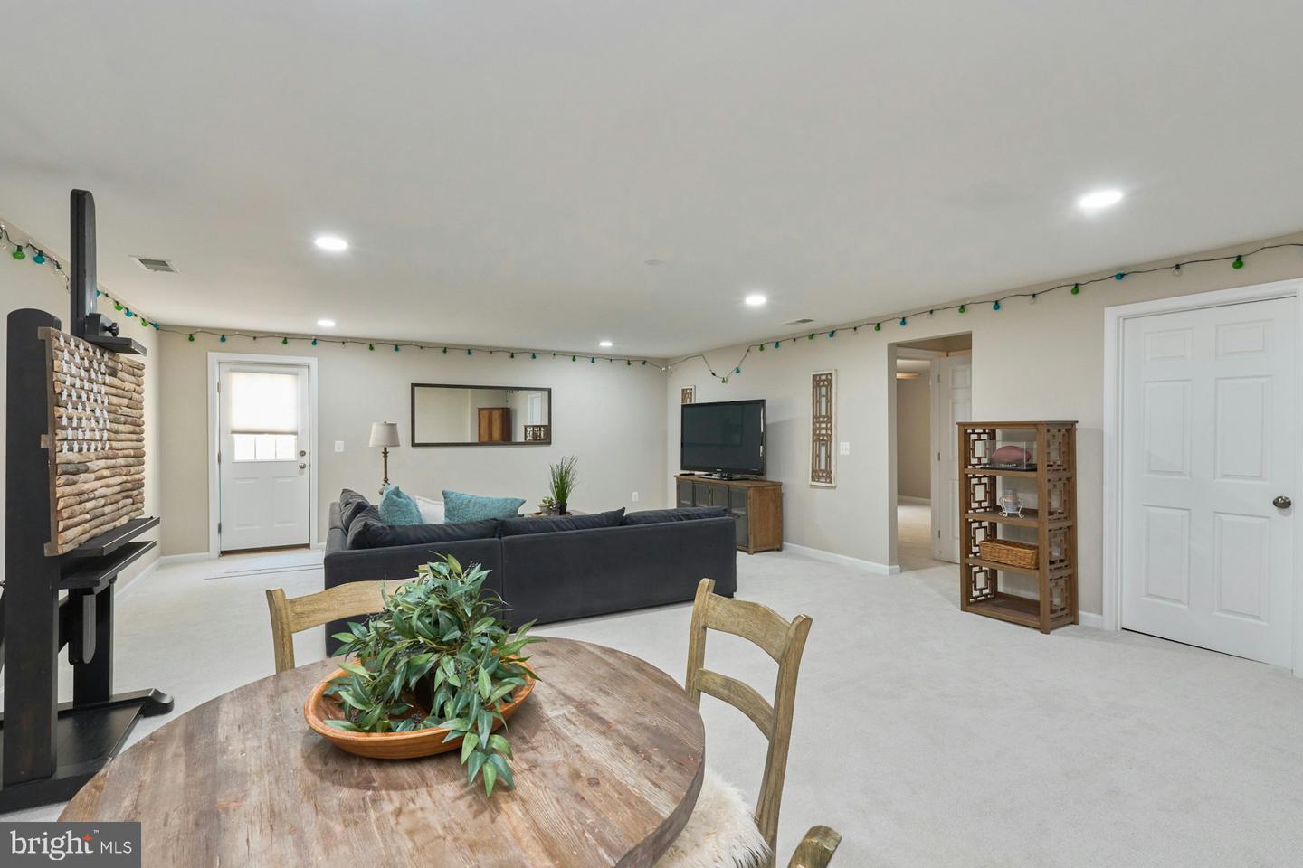 805 PENCOAST DR, PURCELLVILLE, Virginia 20132, 5 Bedrooms Bedrooms, ,3 BathroomsBathrooms,Residential,For sale,805 PENCOAST DR,VALO2092522 MLS # VALO2092522