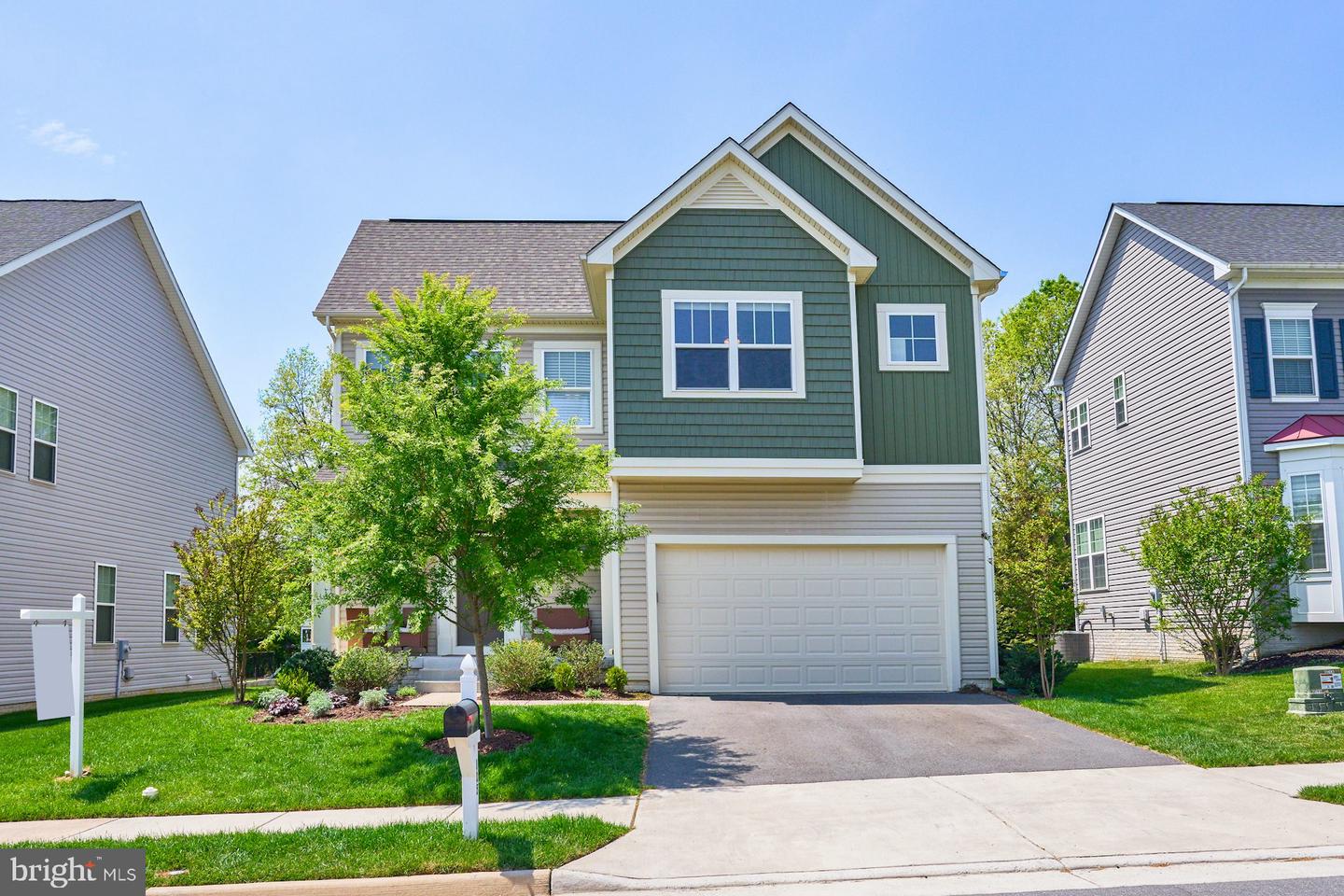805 PENCOAST DR, PURCELLVILLE, Virginia 20132, 5 Bedrooms Bedrooms, ,3 BathroomsBathrooms,Residential,For sale,805 PENCOAST DR,VALO2092522 MLS # VALO2092522