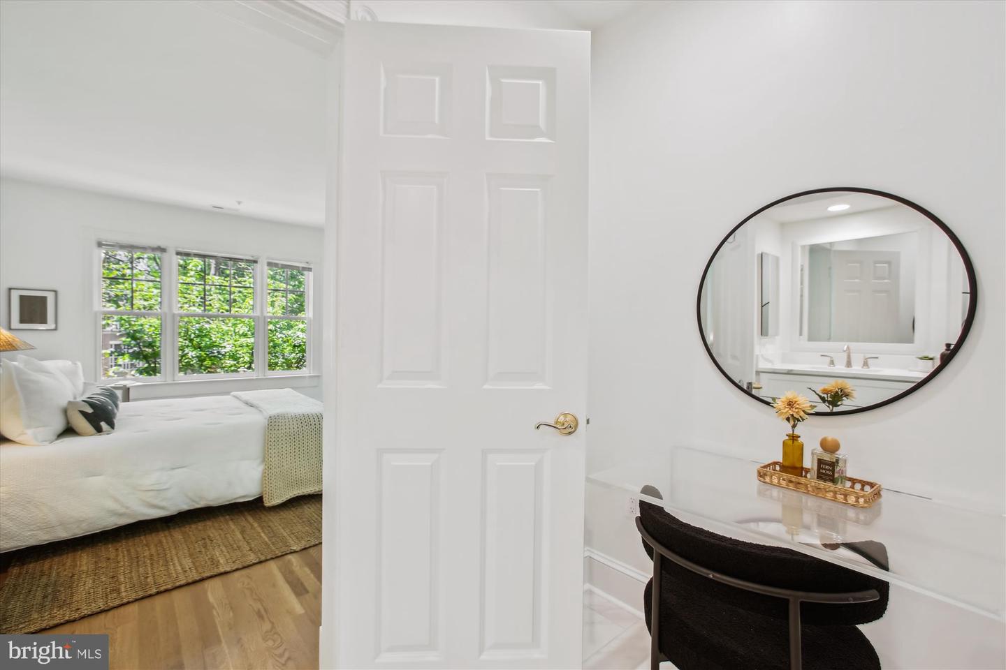 979 POWHATAN ST, ALEXANDRIA, Virginia 22314, 3 Bedrooms Bedrooms, ,3 BathroomsBathrooms,Residential,For sale,979 POWHATAN ST,VAAX2043426 MLS # VAAX2043426