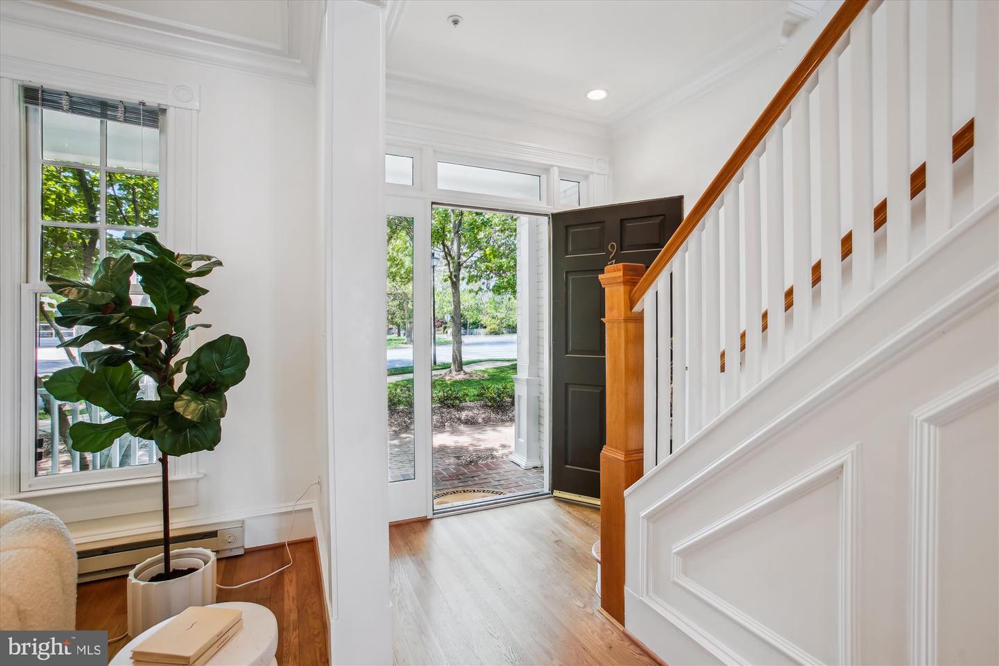 979 POWHATAN ST, ALEXANDRIA, Virginia 22314, 3 Bedrooms Bedrooms, ,3 BathroomsBathrooms,Residential,For sale,979 POWHATAN ST,VAAX2043426 MLS # VAAX2043426