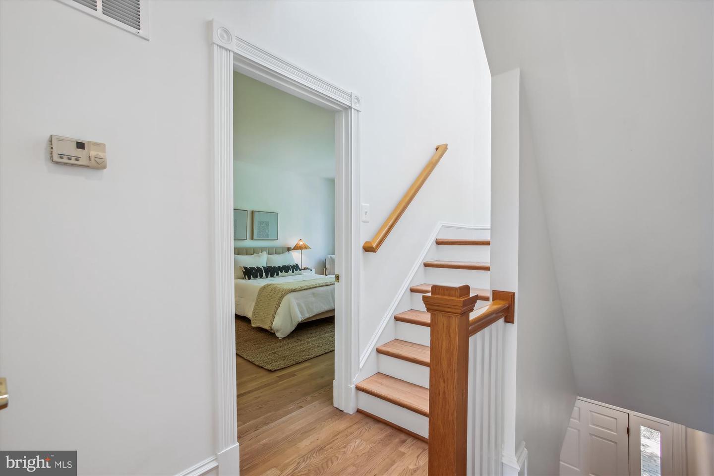 979 POWHATAN ST, ALEXANDRIA, Virginia 22314, 3 Bedrooms Bedrooms, ,3 BathroomsBathrooms,Residential,For sale,979 POWHATAN ST,VAAX2043426 MLS # VAAX2043426