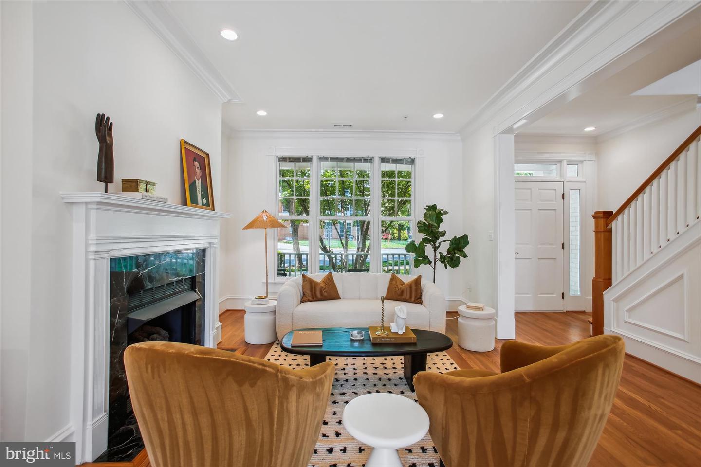 979 POWHATAN ST, ALEXANDRIA, Virginia 22314, 3 Bedrooms Bedrooms, ,3 BathroomsBathrooms,Residential,For sale,979 POWHATAN ST,VAAX2043426 MLS # VAAX2043426