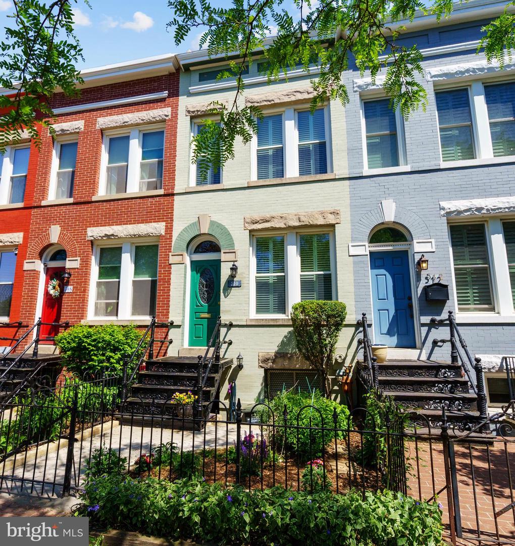 510 13TH ST SE, WASHINGTON, District Of Columbia 20003, 3 Bedrooms Bedrooms, ,2 BathroomsBathrooms,Residential,For sale,510 13TH ST SE,DCDC2193010 MLS # DCDC2193010