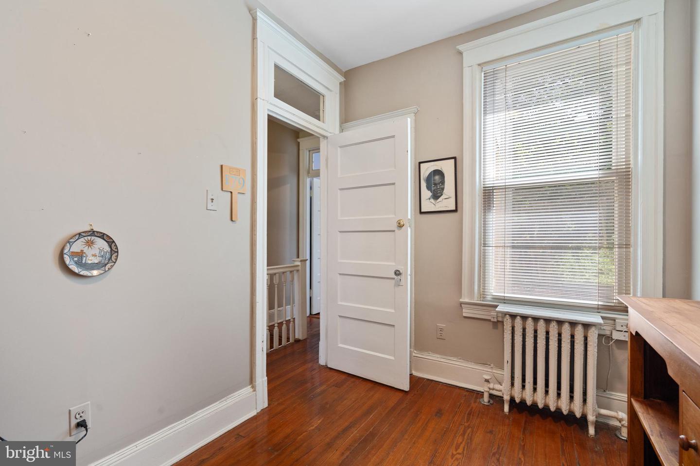 510 13TH ST SE, WASHINGTON, District Of Columbia 20003, 3 Bedrooms Bedrooms, ,2 BathroomsBathrooms,Residential,For sale,510 13TH ST SE,DCDC2193010 MLS # DCDC2193010