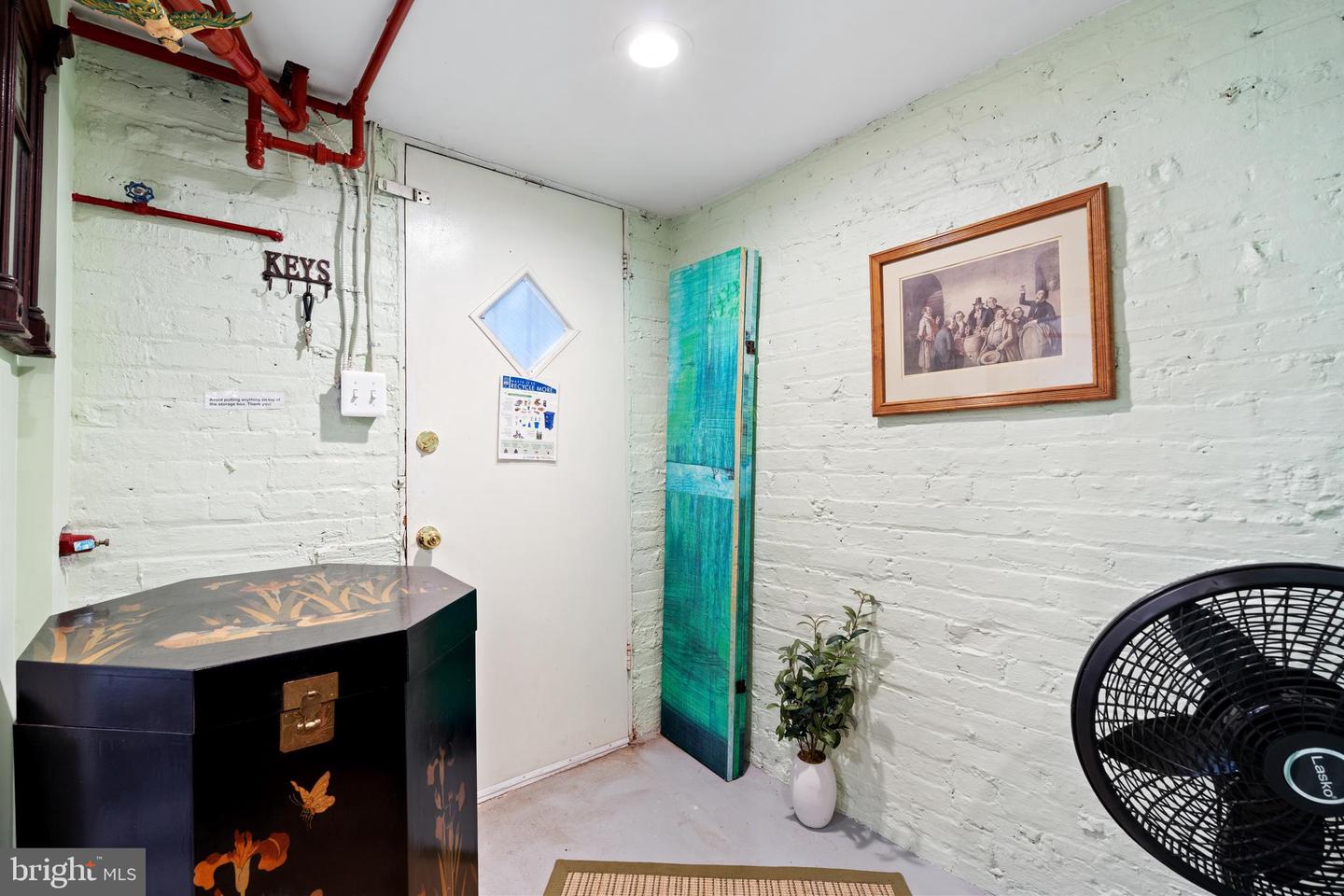 510 13TH ST SE, WASHINGTON, District Of Columbia 20003, 3 Bedrooms Bedrooms, ,2 BathroomsBathrooms,Residential,For sale,510 13TH ST SE,DCDC2193010 MLS # DCDC2193010