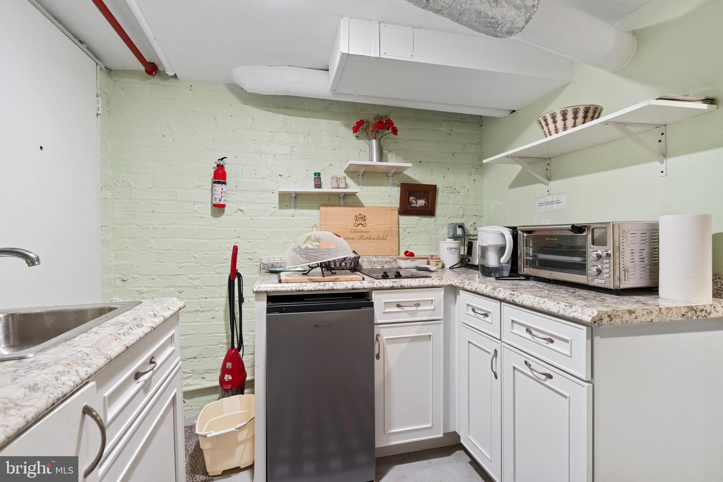 510 13TH ST SE, WASHINGTON, District Of Columbia 20003, 3 Bedrooms Bedrooms, ,2 BathroomsBathrooms,Residential,For sale,510 13TH ST SE,DCDC2193010 MLS # DCDC2193010