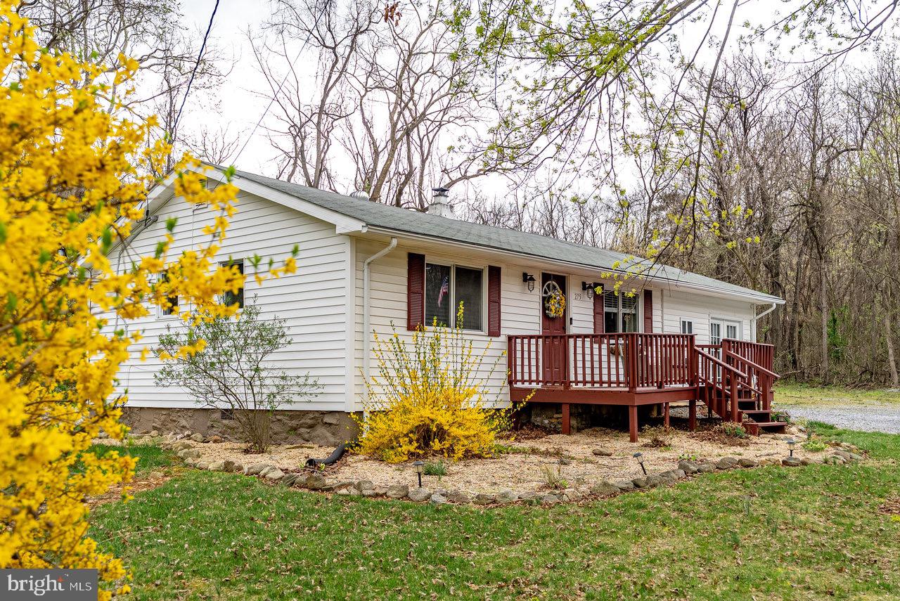 275 IDA HOLLOW RD, LURAY, Virginia 22835, 2 Bedrooms Bedrooms, ,1 BathroomBathrooms,Residential,For sale,275 IDA HOLLOW RD,VAPA2004708 MLS # VAPA2004708