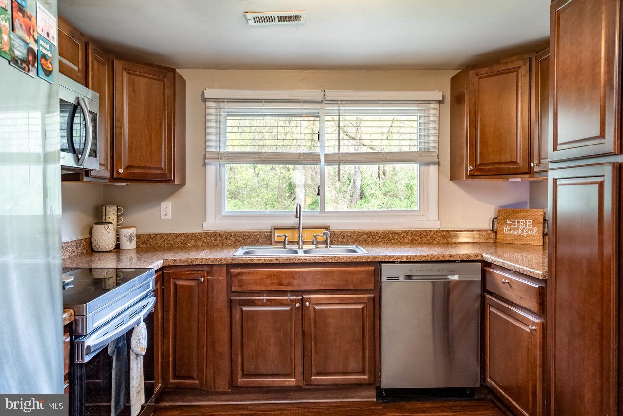 275 IDA HOLLOW RD, LURAY, Virginia 22835, 2 Bedrooms Bedrooms, ,1 BathroomBathrooms,Residential,For sale,275 IDA HOLLOW RD,VAPA2004708 MLS # VAPA2004708
