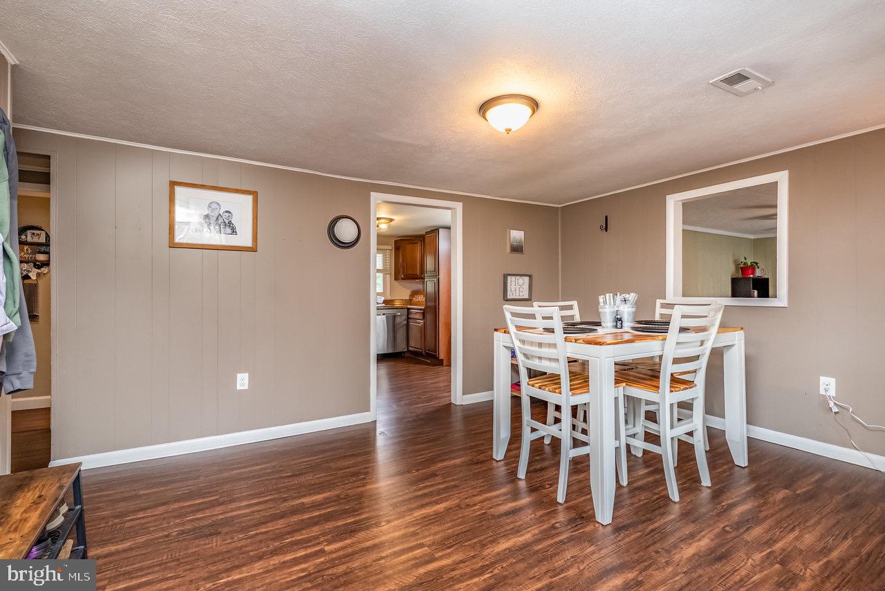 275 IDA HOLLOW RD, LURAY, Virginia 22835, 2 Bedrooms Bedrooms, ,1 BathroomBathrooms,Residential,For sale,275 IDA HOLLOW RD,VAPA2004708 MLS # VAPA2004708