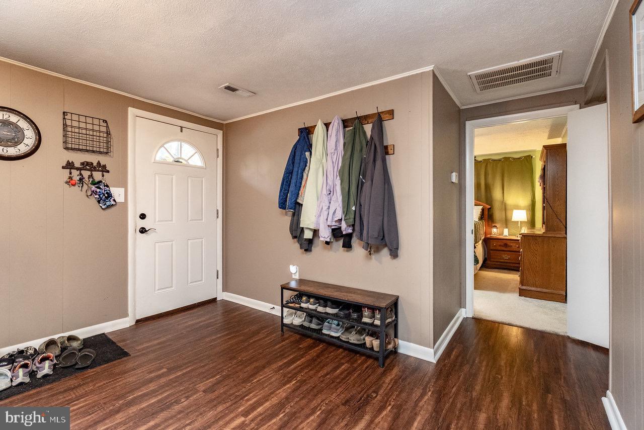 275 IDA HOLLOW RD, LURAY, Virginia 22835, 2 Bedrooms Bedrooms, ,1 BathroomBathrooms,Residential,For sale,275 IDA HOLLOW RD,VAPA2004708 MLS # VAPA2004708