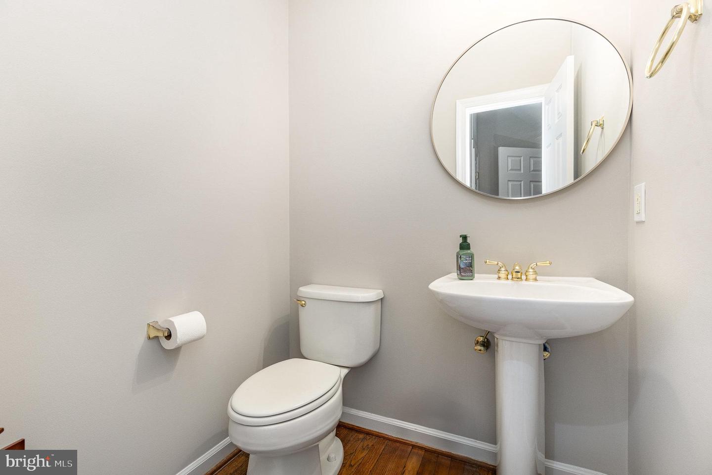 6416 CALEB CT, ALEXANDRIA, Virginia 22315, 4 Bedrooms Bedrooms, ,3 BathroomsBathrooms,Residential,For sale,6416 CALEB CT,VAFX2232628 MLS # VAFX2232628