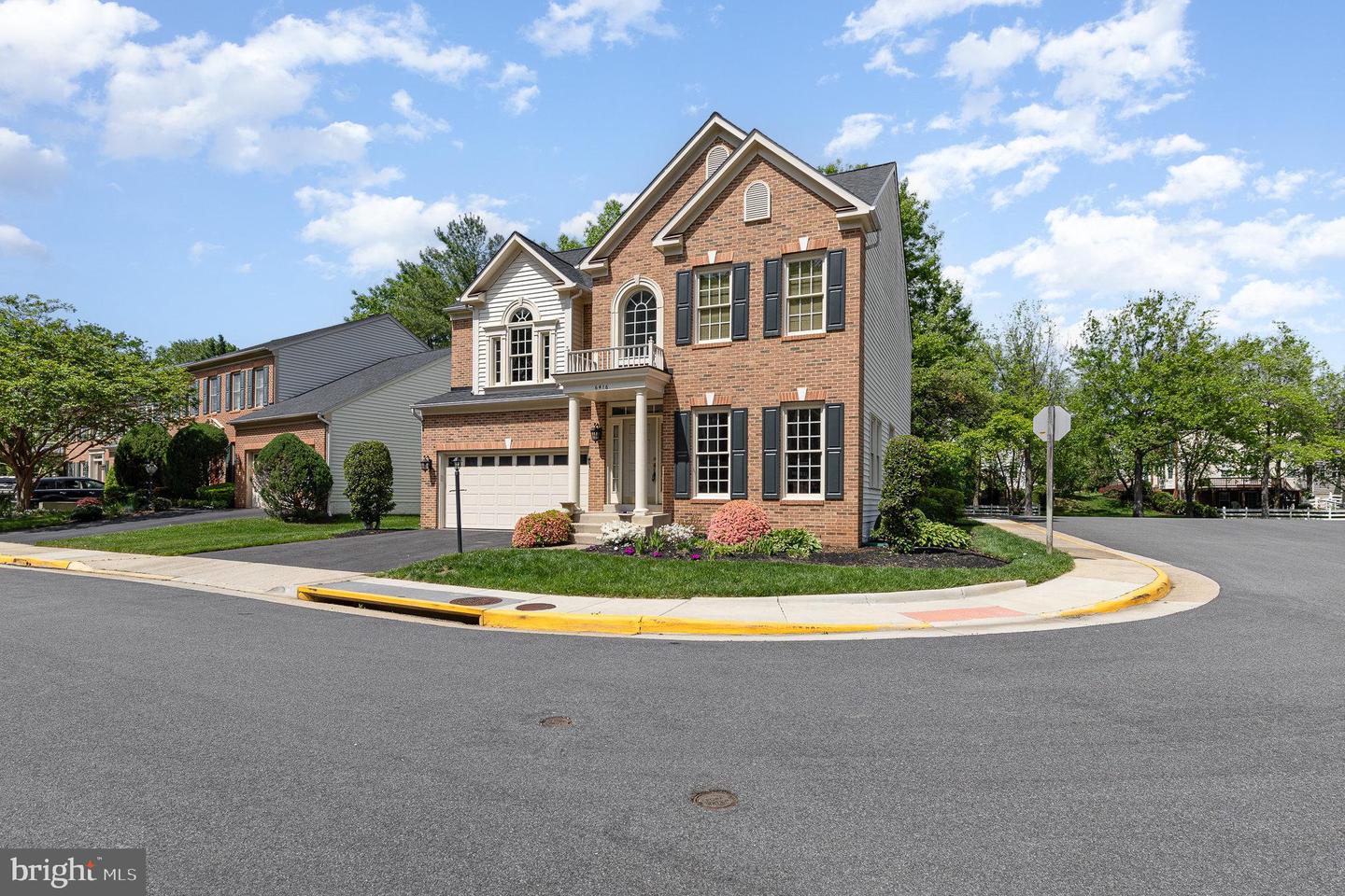 6416 CALEB CT, ALEXANDRIA, Virginia 22315, 4 Bedrooms Bedrooms, ,3 BathroomsBathrooms,Residential,For sale,6416 CALEB CT,VAFX2232628 MLS # VAFX2232628