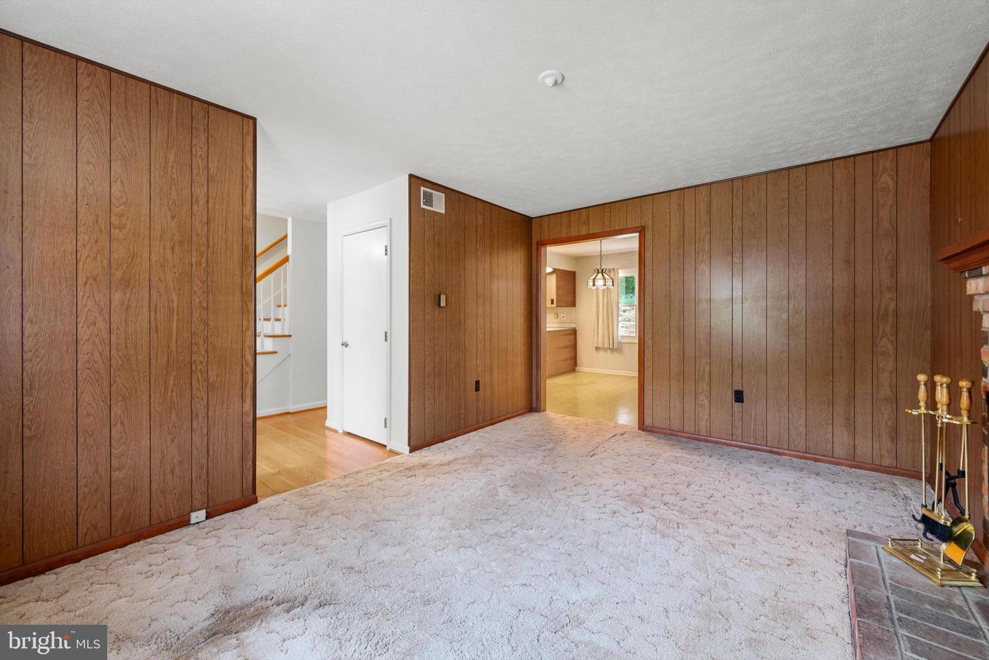 319 WALKER ST, WINCHESTER, Virginia 22601, 4 Bedrooms Bedrooms, ,2 BathroomsBathrooms,Residential,For sale,319 WALKER ST,VAWI2007456 MLS # VAWI2007456