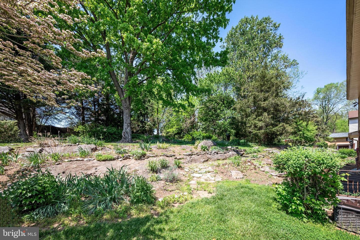 319 WALKER ST, WINCHESTER, Virginia 22601, 4 Bedrooms Bedrooms, ,2 BathroomsBathrooms,Residential,For sale,319 WALKER ST,VAWI2007456 MLS # VAWI2007456
