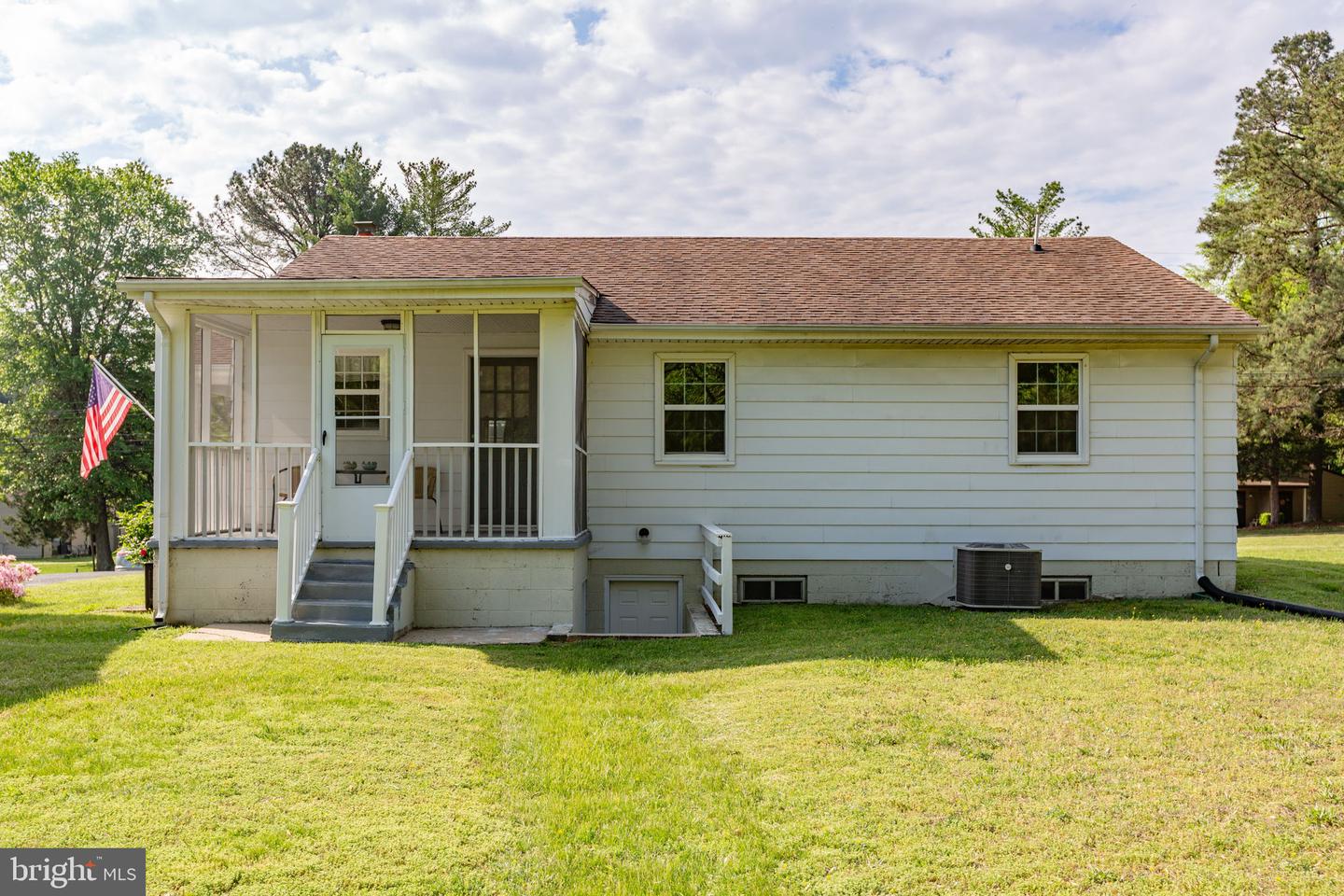 149 COURTHOUSE LN, BOWLING GREEN, Virginia 22427, 3 Bedrooms Bedrooms, ,1 BathroomBathrooms,Residential,For sale,149 COURTHOUSE LN,VACV2007934 MLS # VACV2007934
